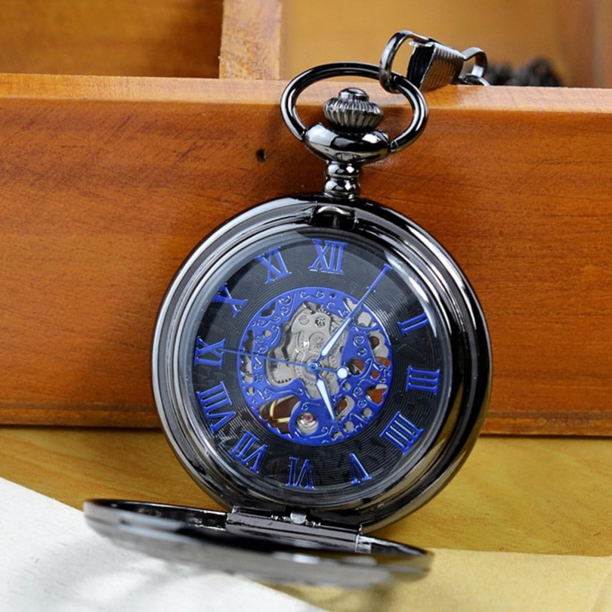 INOOMP Reloj de Bolsillo Mecánico Retro Números Romanos y Estructura Resistente, Diseño Vintage Portátil para Uso Diario