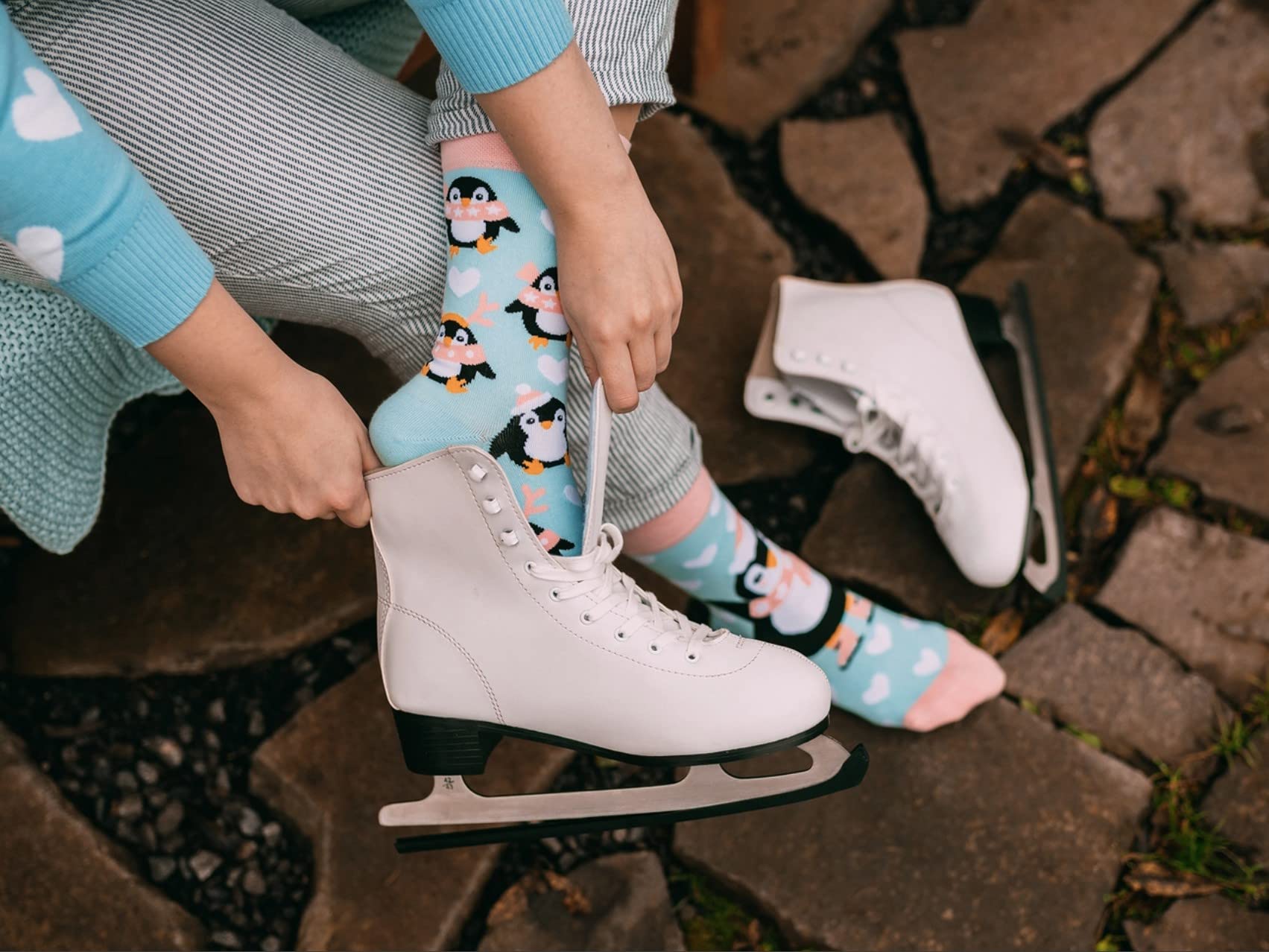 Dedoles Calzini Unisex Donna Uomo & Bambini Calze Cotone con tanti Design divertenti Calcio Bicicletta Piante Cavalli Regalo sinistra destra diversi