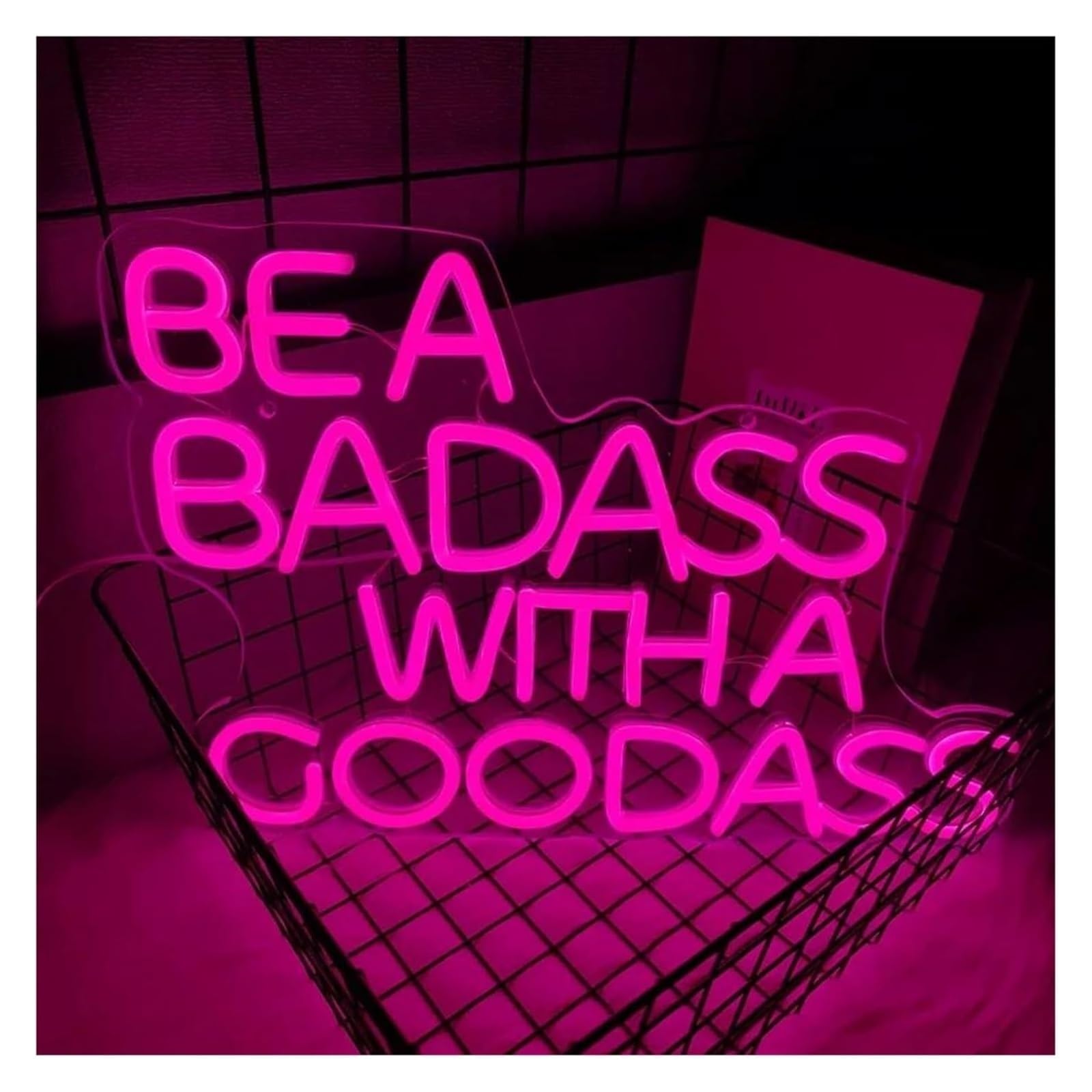 Segno di luce al neon Insegna luminosa al neon per rosa con scritta "Be A Badass with A Good Ass" (Sii un duro bel culo) alimentata da luce