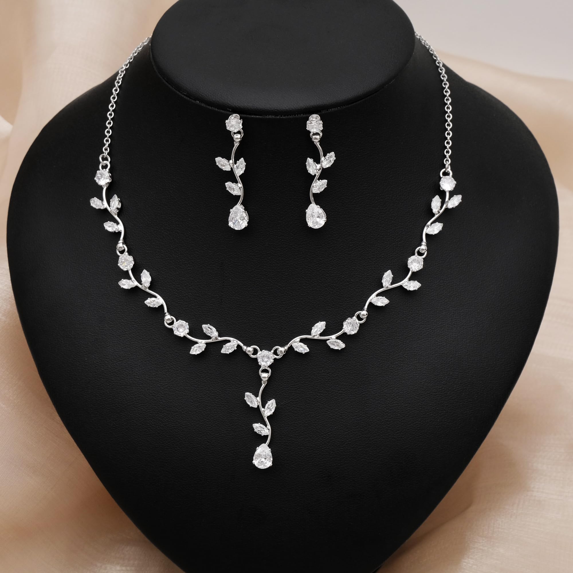 Elegant Bridal Jewelry Sets for Wedding Bride Leaf Shape Cubic Zirconia Necklace Earrings Bracelet Set Prom Costume Accessories