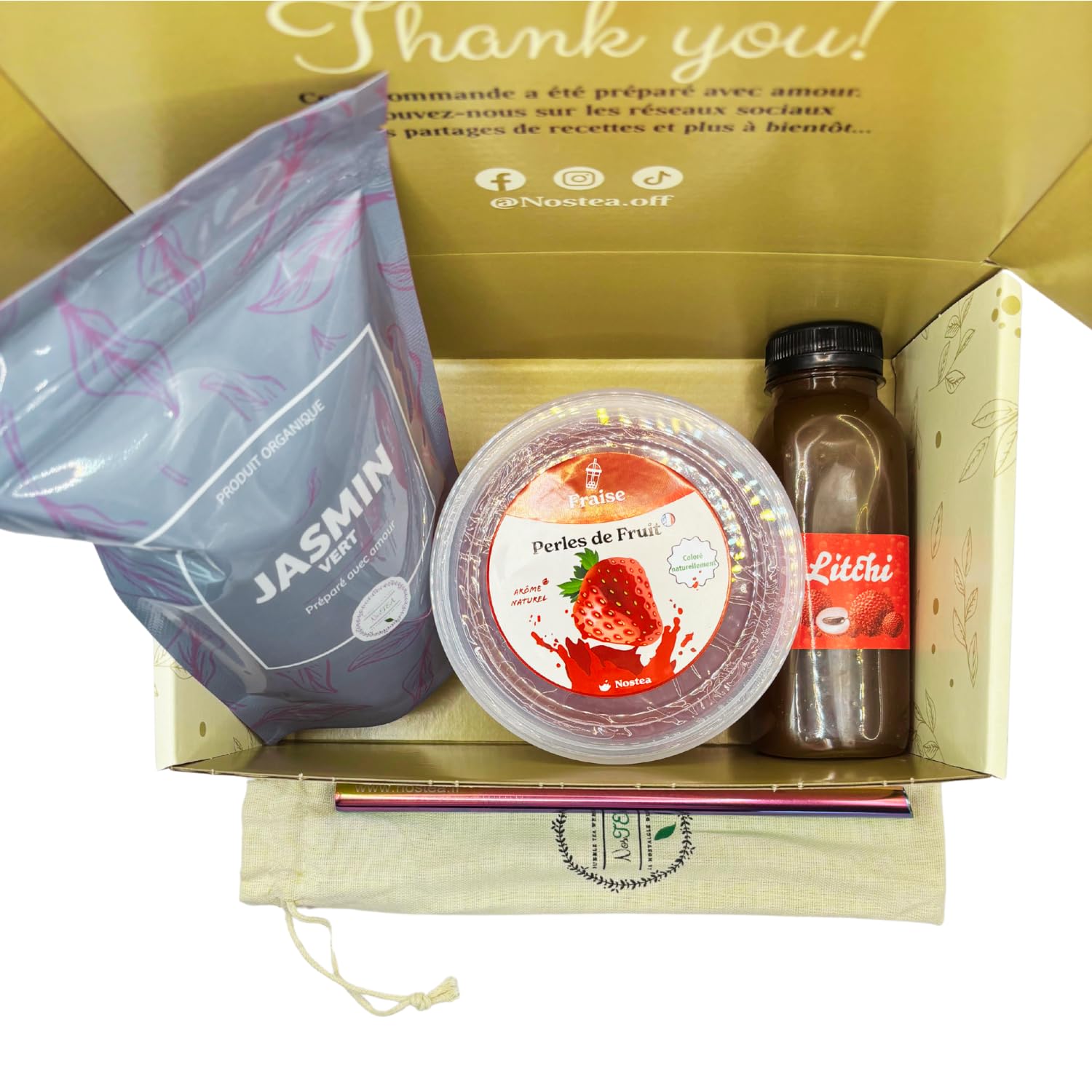 Nostea - Kit à Bubble Tea - Thé Vert Jasmin - Avec Sirop Litchi+ Perles Fraise et Paille Réutilisable - 100% Vegan, Sans Colorants Artificiels - Pour Plus de 10 Bubble Tea