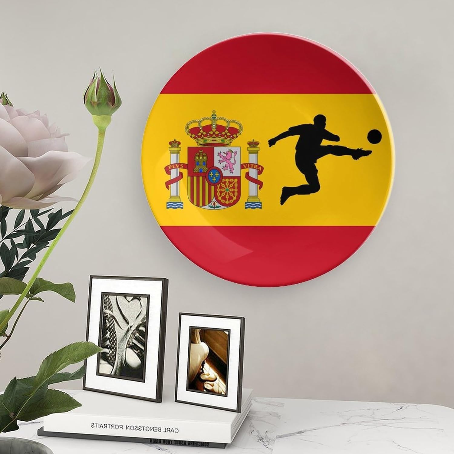 Spain Spanish Flag Soccer Shooting Decorative Plates for Display Ceramic Plate Tray with Stand Hanger Home Decor