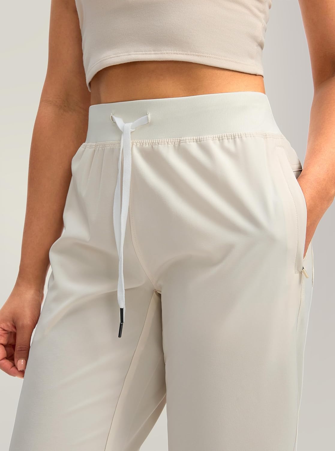 Soothfeel Women's Joggers with Zipper Pockets Lightweight Running Gym Travel Casual Workout Athletic Joggers Pants for Women Beige - Image 4