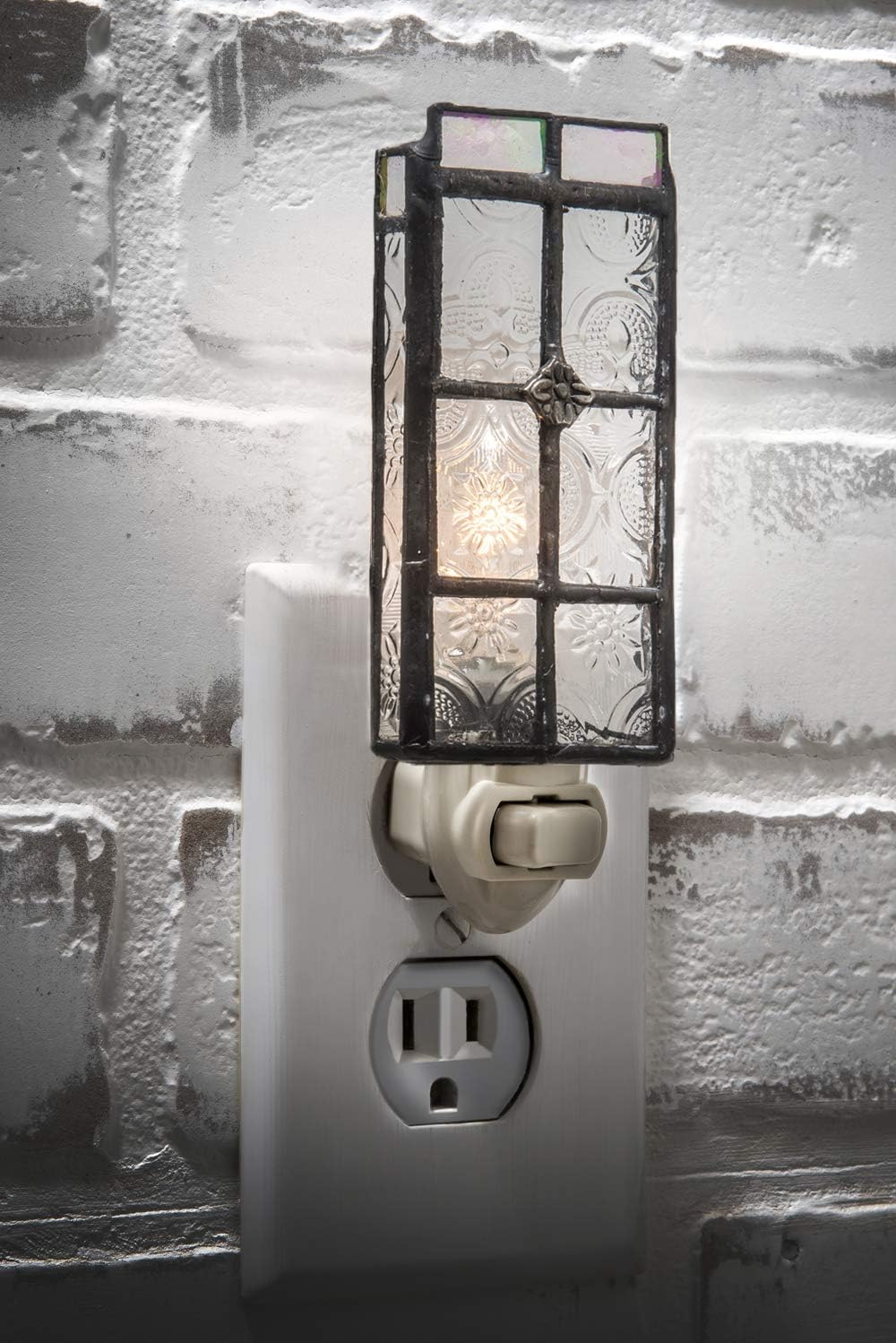 J Devlin Glass Art Clear Stained Glass Night Light Plug-in – Vintage Style Decorative Nightlight for Bedroom, Bathroom, Hallway or Stairway, NTL 113