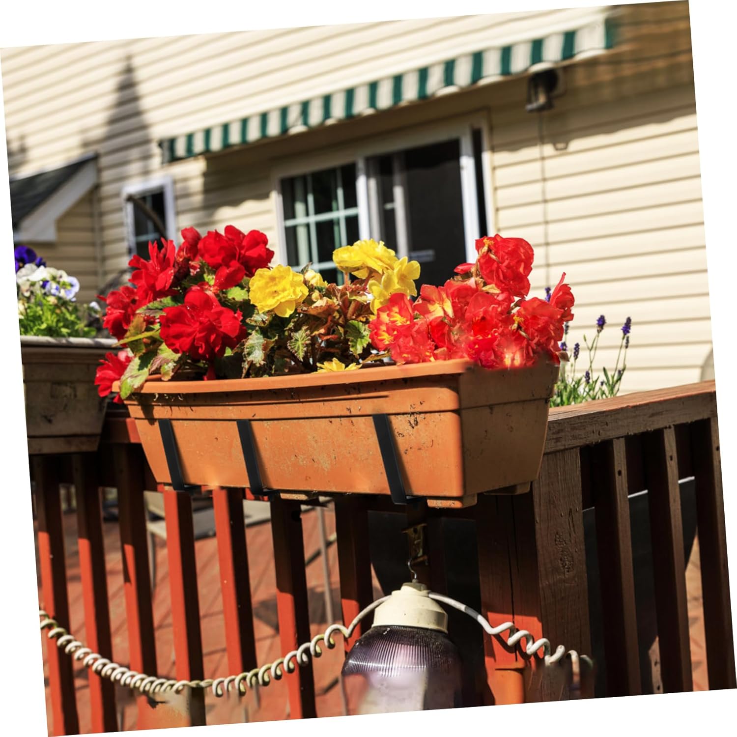 4pcs Adjustable Railing Planter Brackets Window Planter Holder for Secure Flower Box Installation Fences Minimalist Design for Outdoor Gardens and Balconies