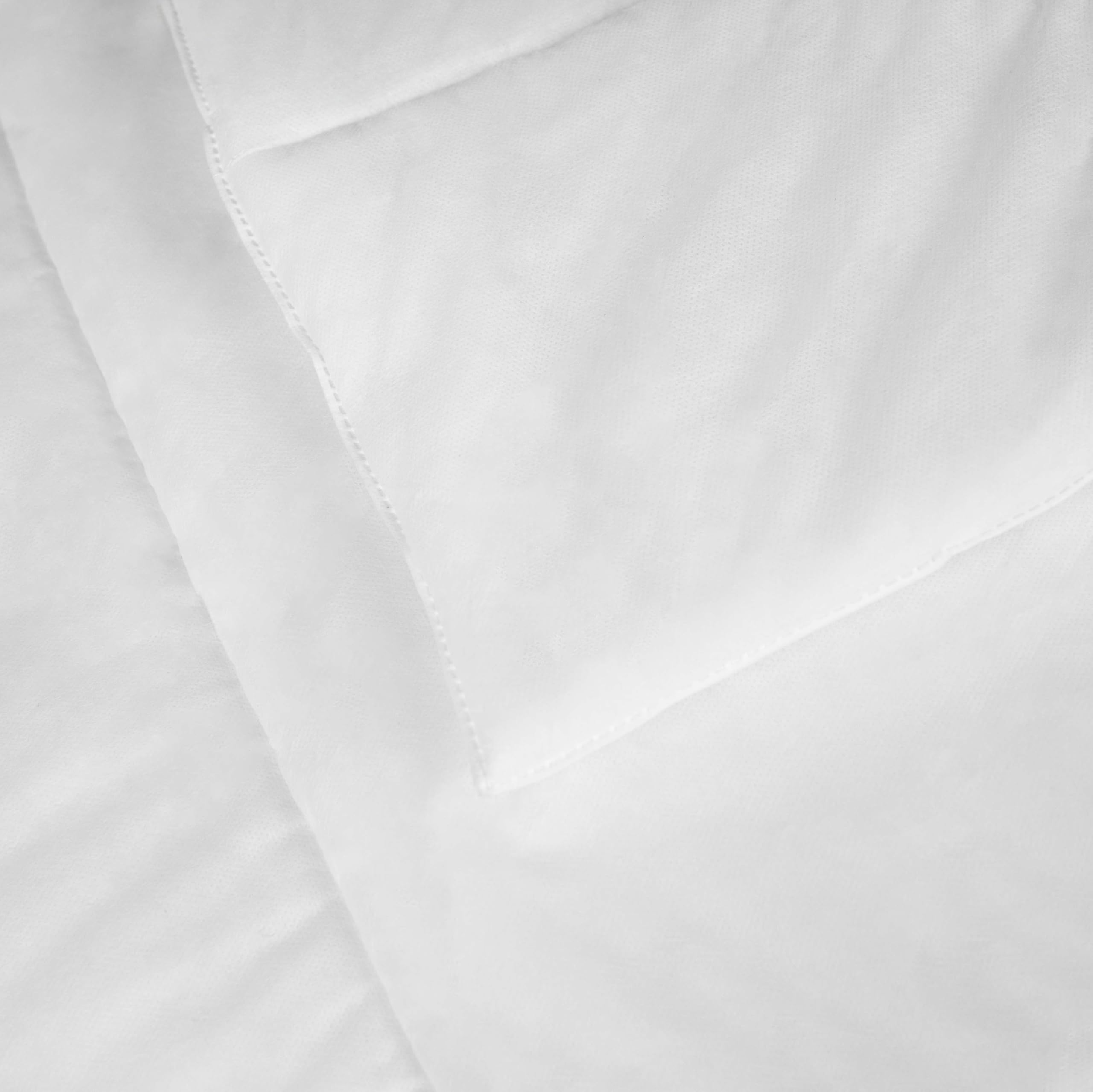 Cecotec Edredón Relleno Nórdico Flow ComfortCloud 3000 Soft (220x220 cm). Edredón Cama 135, Fibra Térmica Autorreguladora, Antibacteriano, Antiácaros, Transpirable, Lavado hasta 30ºC, Oeko-Tex