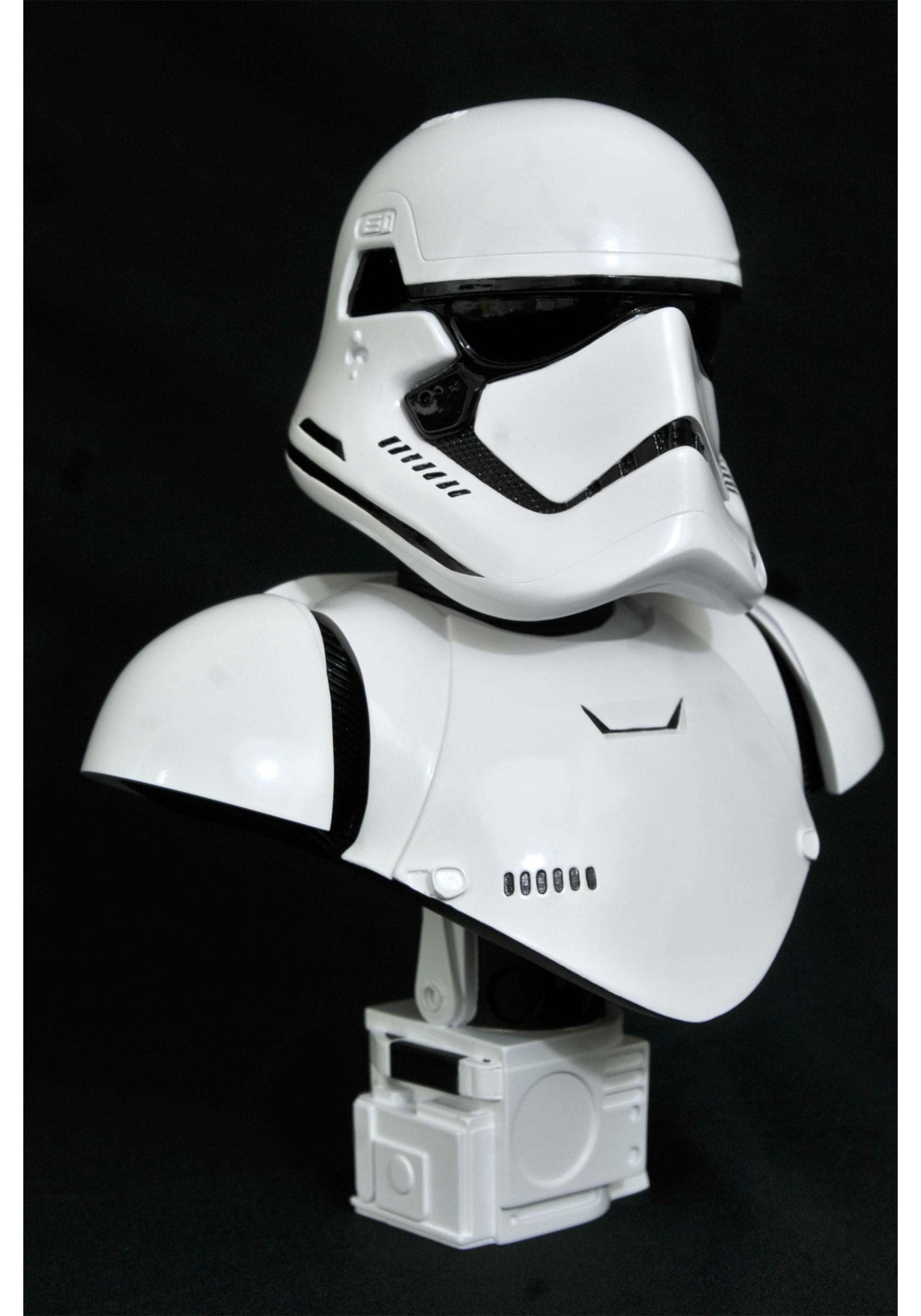 Gentle Giant Diamond Select Toys Star Wars The Force Awakens-First Order Trooper Bust, Jul212515, Multi