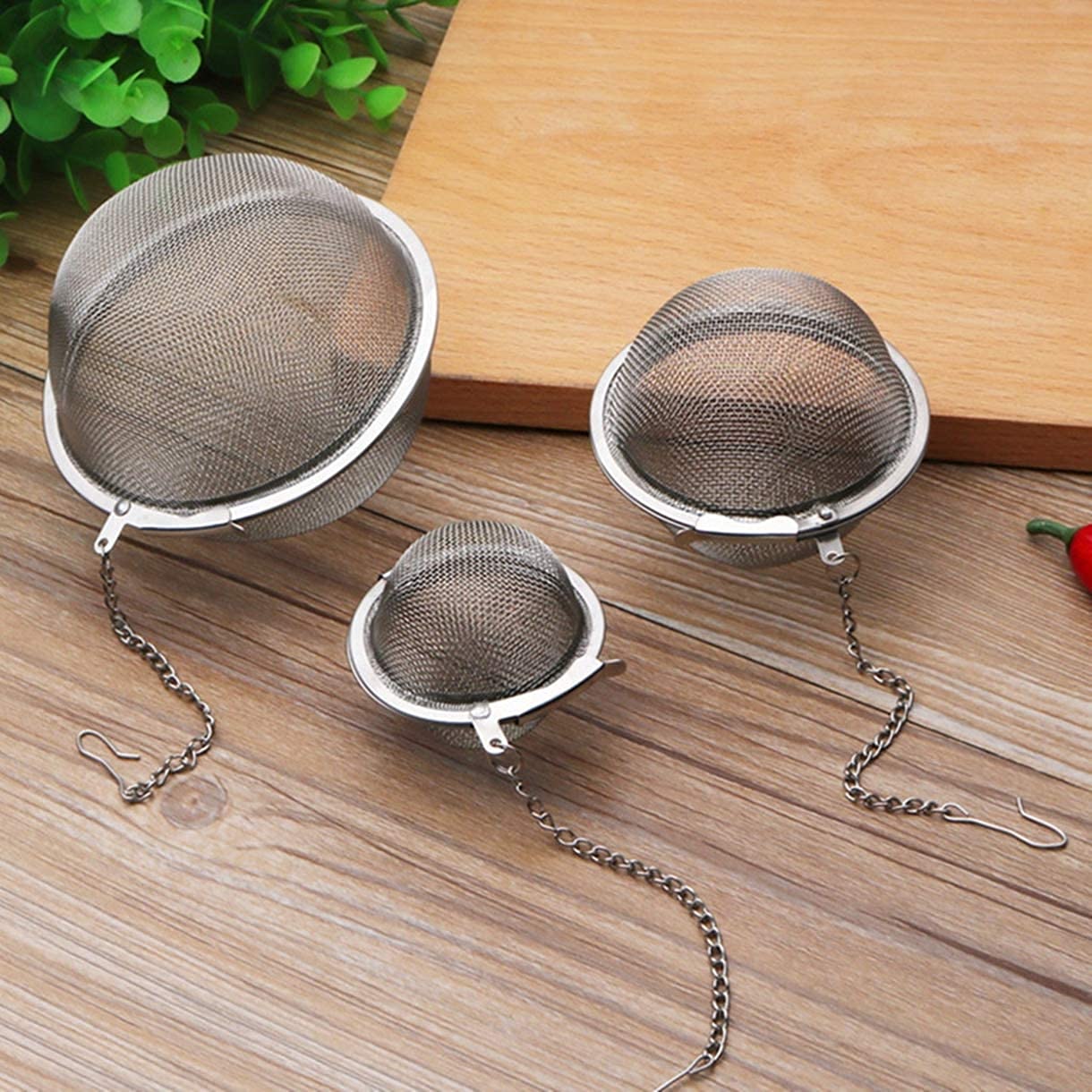 NAIDEV 3 PCs Stainless Steel fine mesh Seasoning Ball Kitchen Soup Spice stew Filter Kitchen Tool Metal Tea Bag Tea Ball (3 PCs Round Shape)