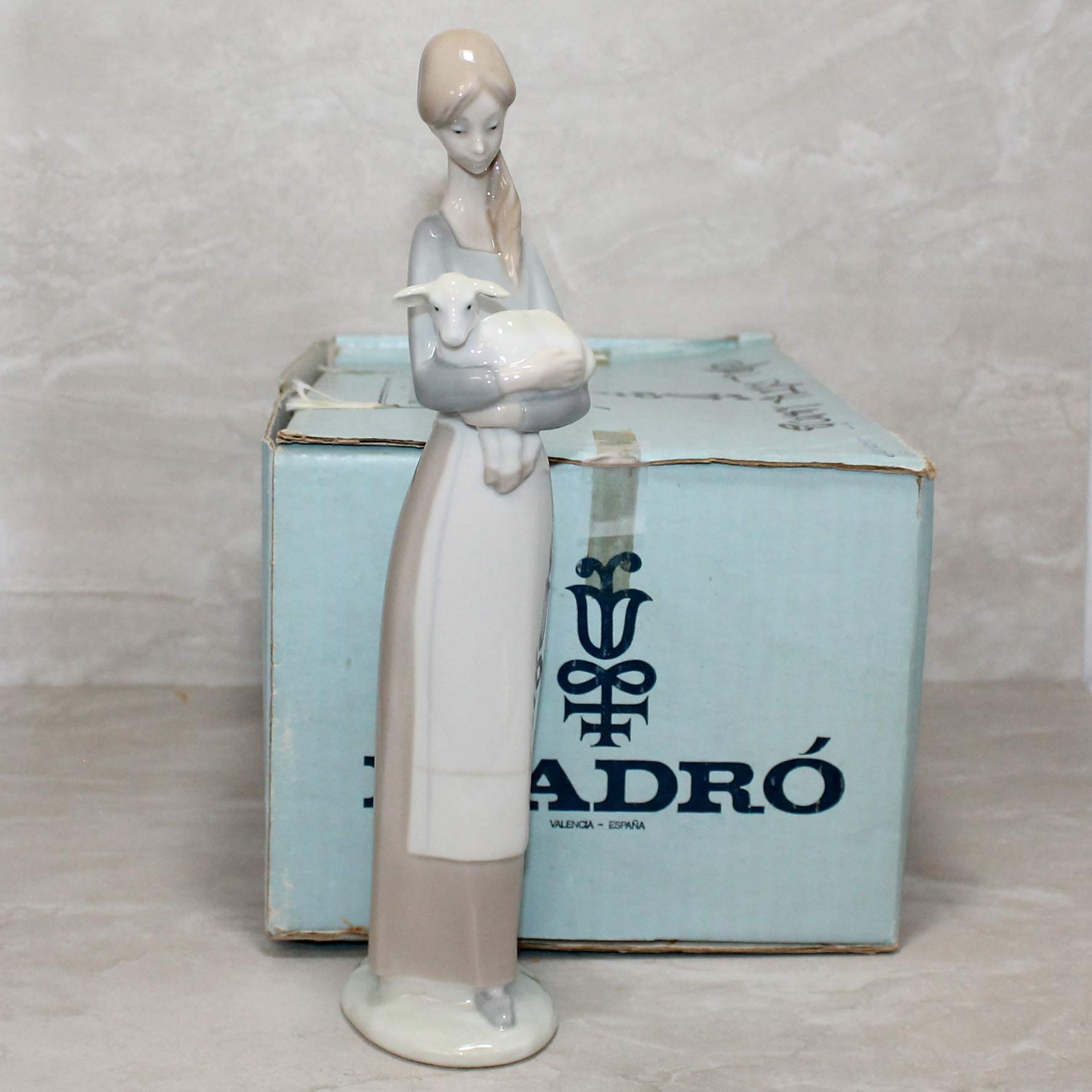 Amazon.com: Lladro Figurine 4505 Girl with Lamb : Home & Kitchen