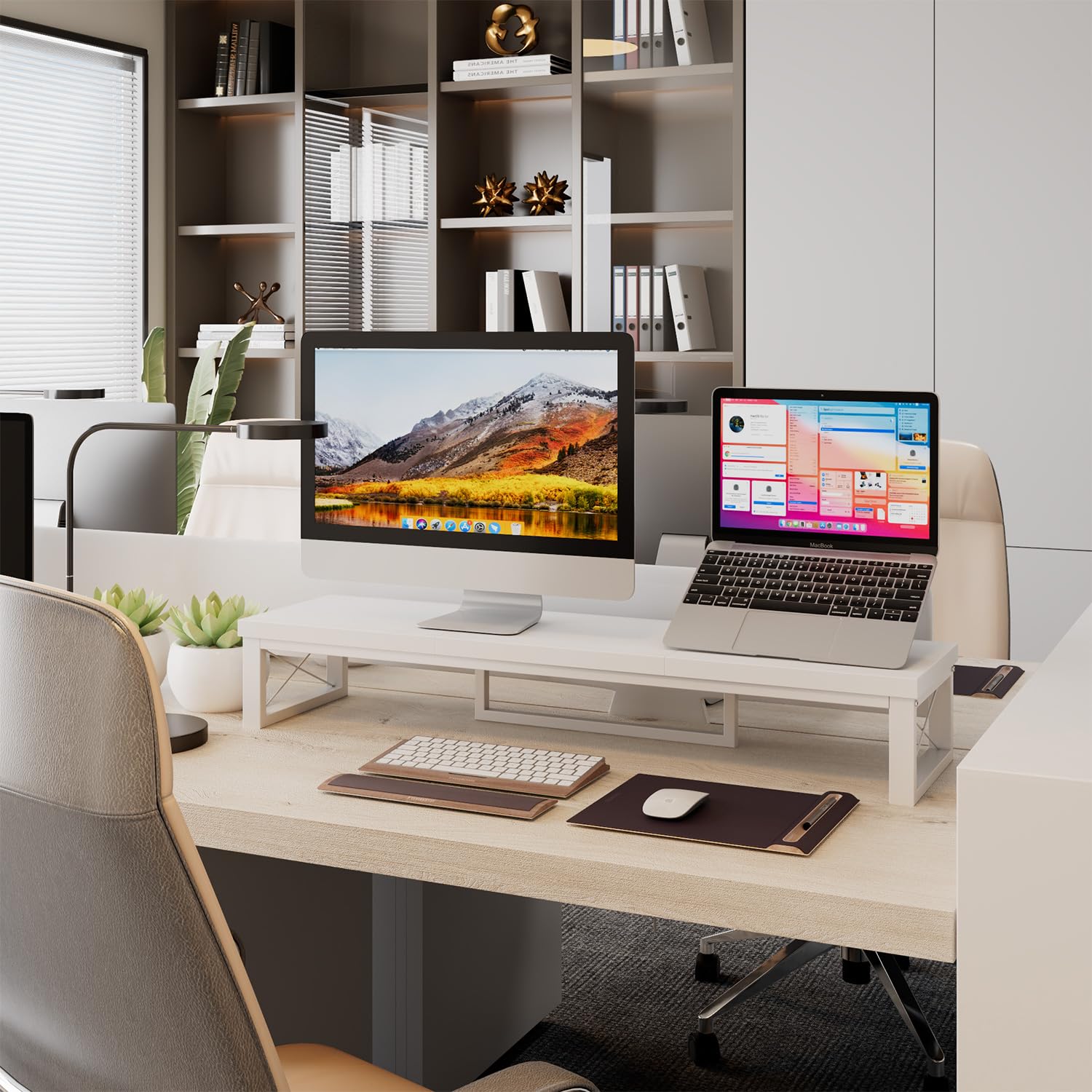 IBUYKE Supporto per doppio Monitor di Computer, 97cm Legno Tavolo Organizer Supporto, Scrivania da Ufficio con Doppio Schermo, Adatto per PC, Stampanti, Laptop, TV, Bianco TDJ002W