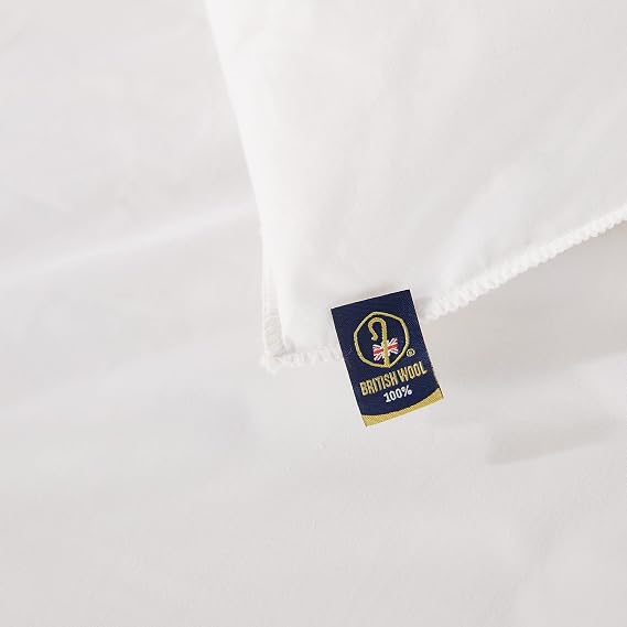 Slumberdown Wonderful Wool Double Duvet - Temperature Regulating 10-14 Tog Heavyweight Warm Winter Quilt, 2 Wool Pillows - 100% British Wool, Soft Cotton Cover, Easy Care, Size (200cm x 200cm)