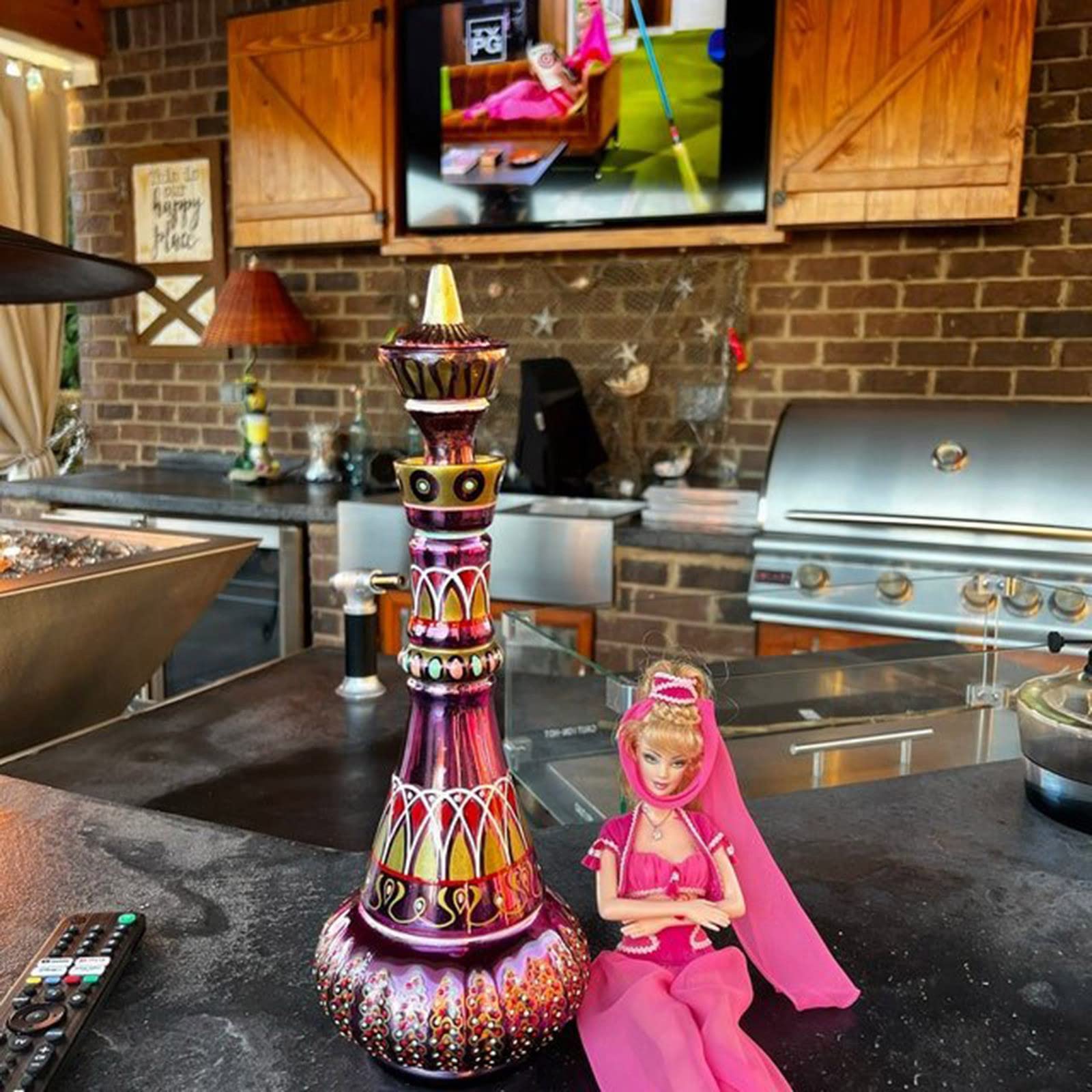 Photo 1 of AKHVYKYF Resin Bottle Decoration, Magic Bottle, Retro Decorative Bottle, Bring Infinite Beauty to Your Home Pink