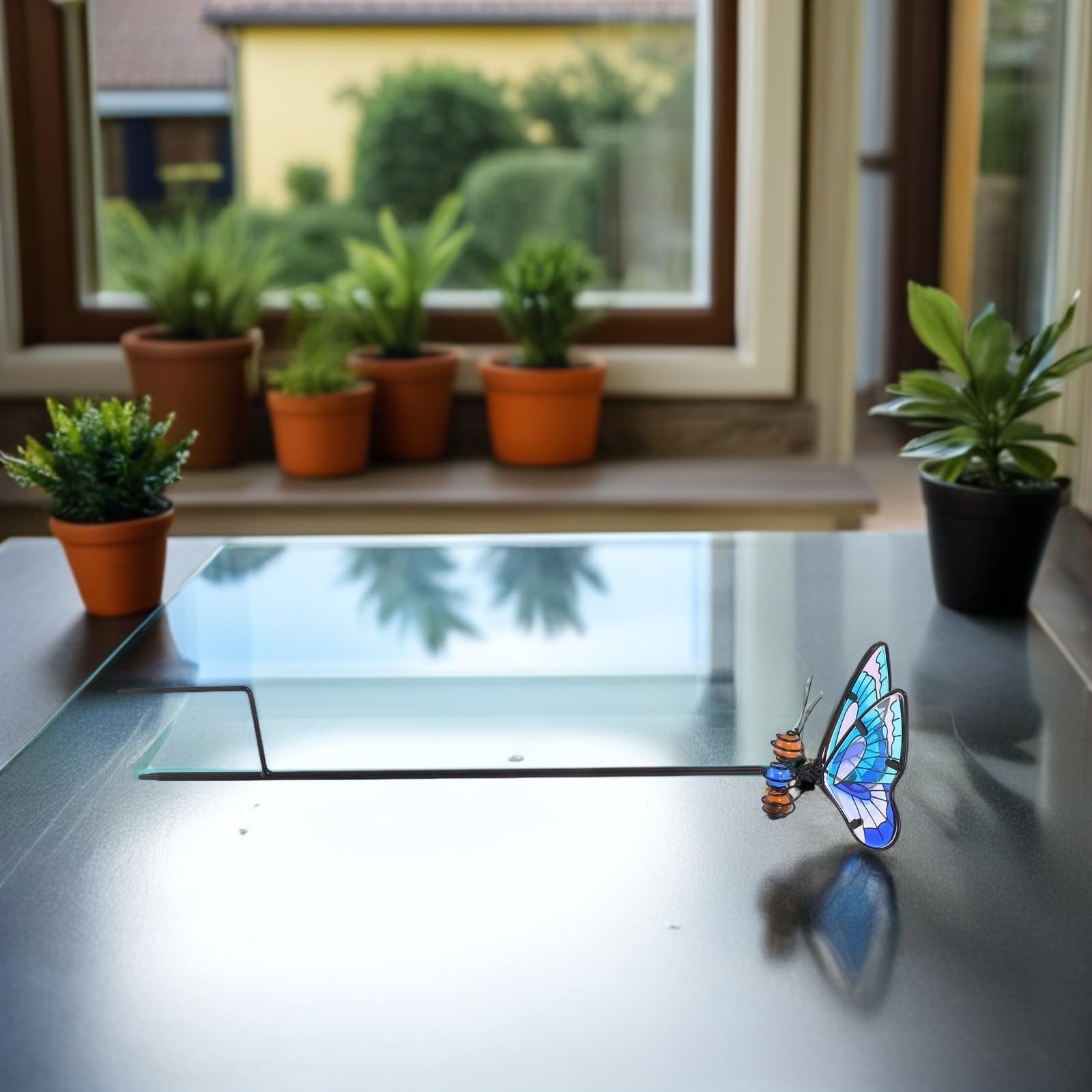 Housoutil Gartenstecker Schmetterlinge 3 Stück aus Glas und Metall Wetterfeste Deko für Wege und Blumenbeete Dekorative Pflanzstecker für Frühlingsgarten und Terrasse