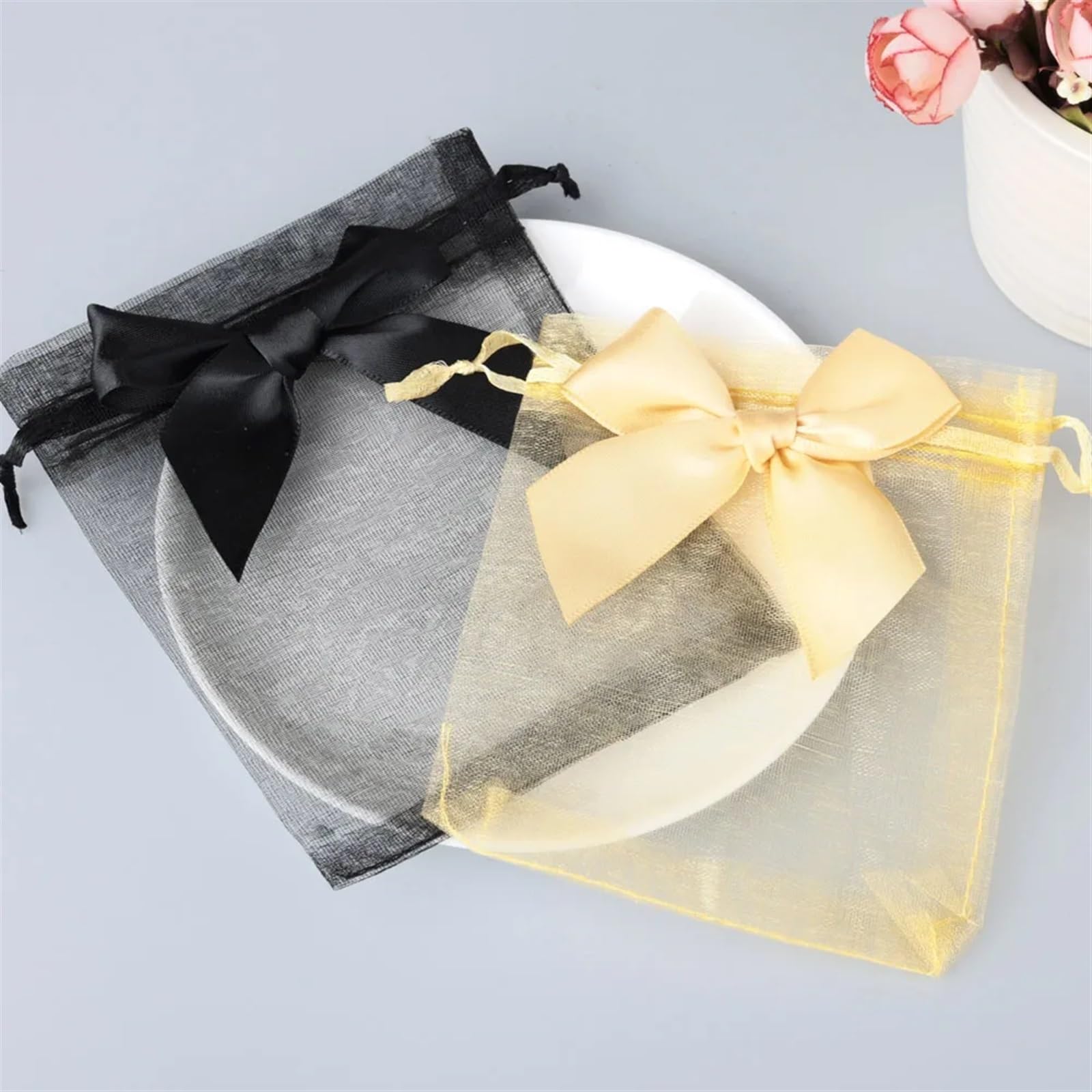 Geschenkbeutel 10/20/50 Stück Organza-Geschenkbeutel mit Schleife, Weihnachtsfeier, Hochzeit, Süßigkeitenbeutel, exquisite Schmuckverpackung, Kordelzugbeutel(9 black,50PCS_10X15CM)