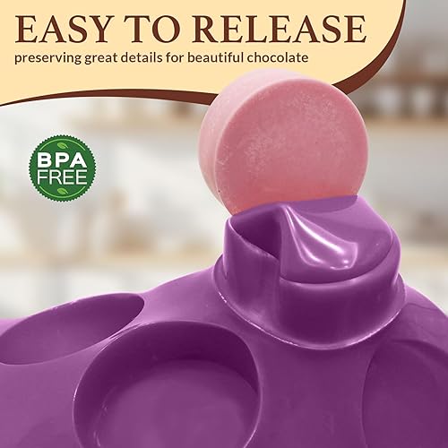 Miniatura 47 de Mini moldes de dulces de Navidad con forma de árbol de Navidad y hombre de jengibre, 152 cavidades antiadherentes de grado alimenticio, hecho a