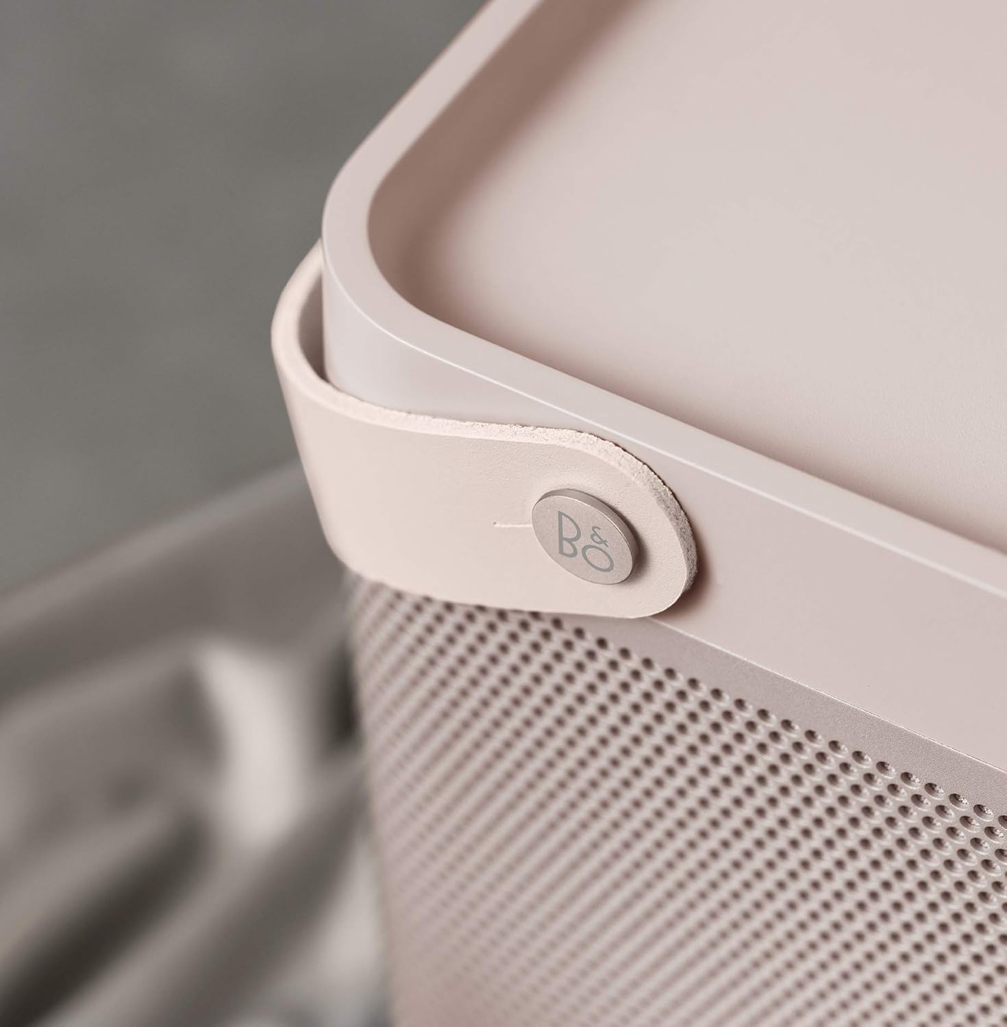 Gеt Dіѕсоunt 70% Prісе Bang & Olufsen Beolit 17 Wireless Bluetooth Speaker, Pink