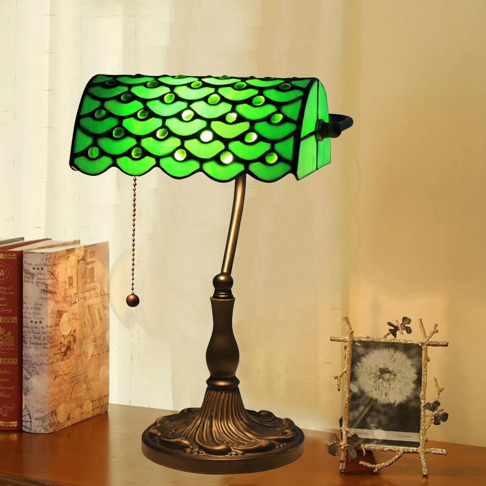 AIBOTY Green Glass Bankers Desk Lamp, Antique Tiffany Stained Glass Reading Table Lamps with alloy Base, Traditional Library Lamp with Pull Chain, Vintage Desk Lamp for Office Study Room,C