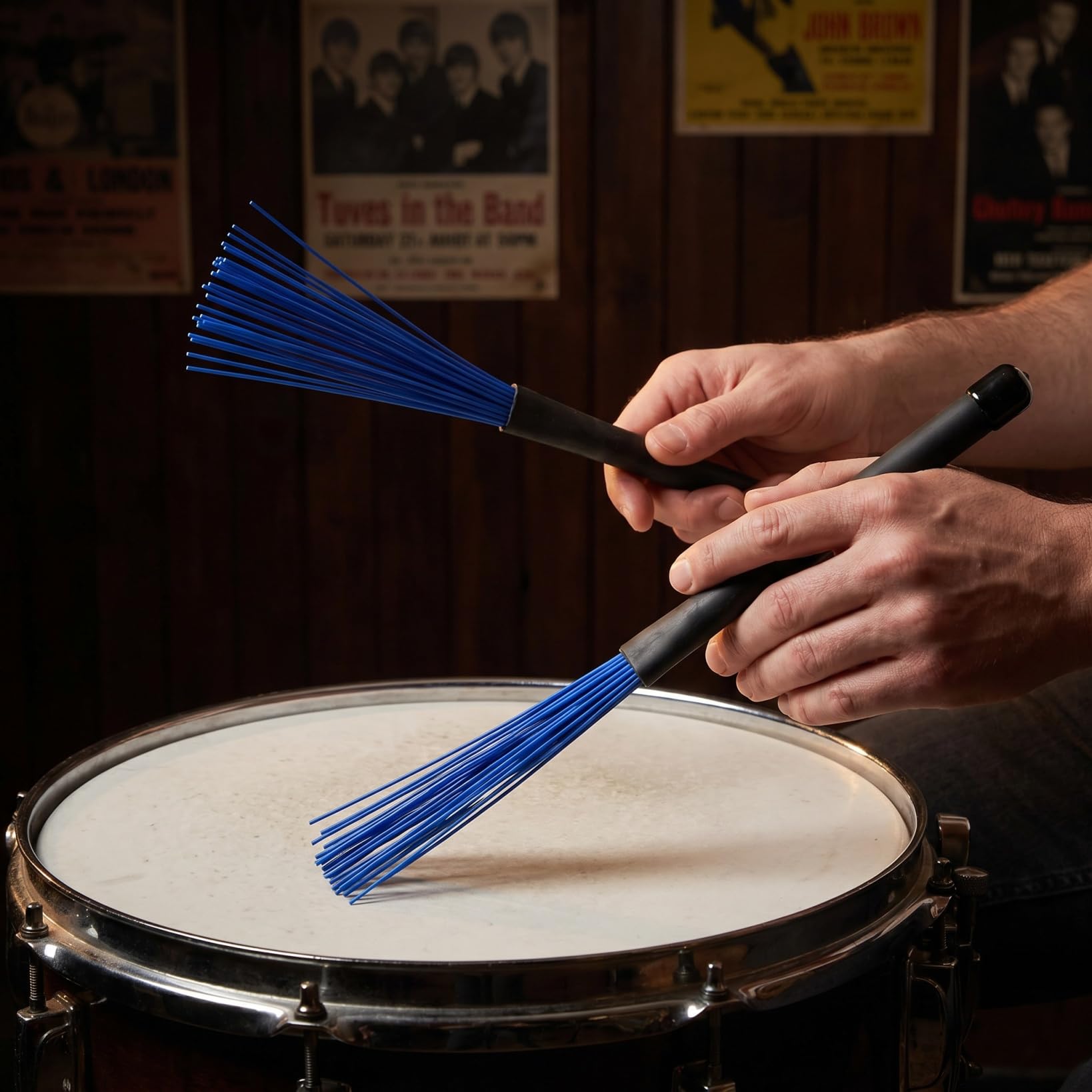rosenice Cepillos retráctiles de nailon para percusión de jazz y rock con asas telescópicas, par de baquetas azules para tocar cómodamente y fácil almacenamiento