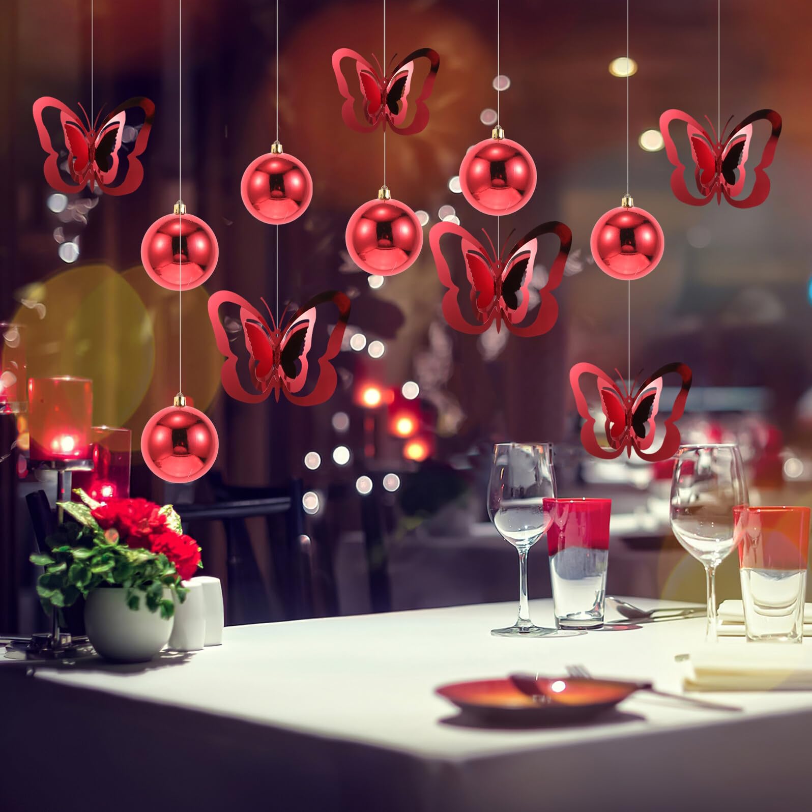 Set Decorativo 17 Pezzi Farfalle e Palline Luminose da Appendere Ornamenti Sospesi per Soffitto e Pareti Decorazioni Primaverili Romantiche per Feste e Anniversari
