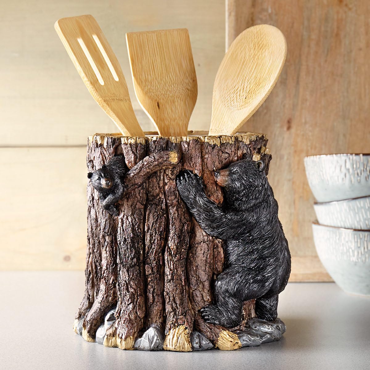 BLACK FOREST DECOR Bear & Tree Trunk Utensil Holder