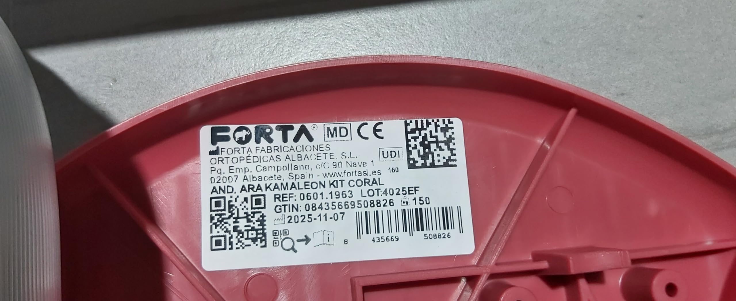 Andador para adultos plegable con asiento y ruedas por presión, caminador para ancianos, regulable en altura, color rosa