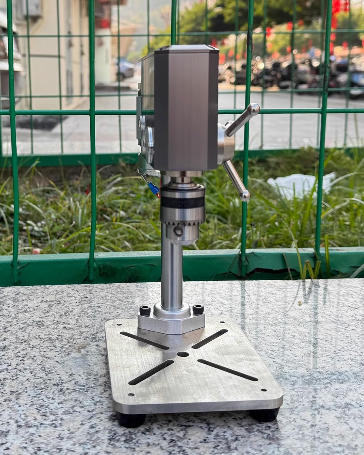 Mini Taladro De Banco, Herramienta De Perforación Compacta, Rango De Sujeción De 0,6 a 6 Mm, Taladro De Banco Manual De Microprecisión para Relojes, Pequeño Taladro De Columna para Relojeros