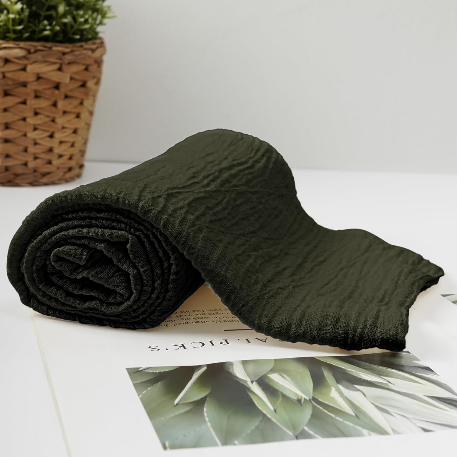 100% Flax Linen Bath Towel 33.5x53 Inches Natural Lightweight Hair Towel for Bathroom Beach Travel, Army Green