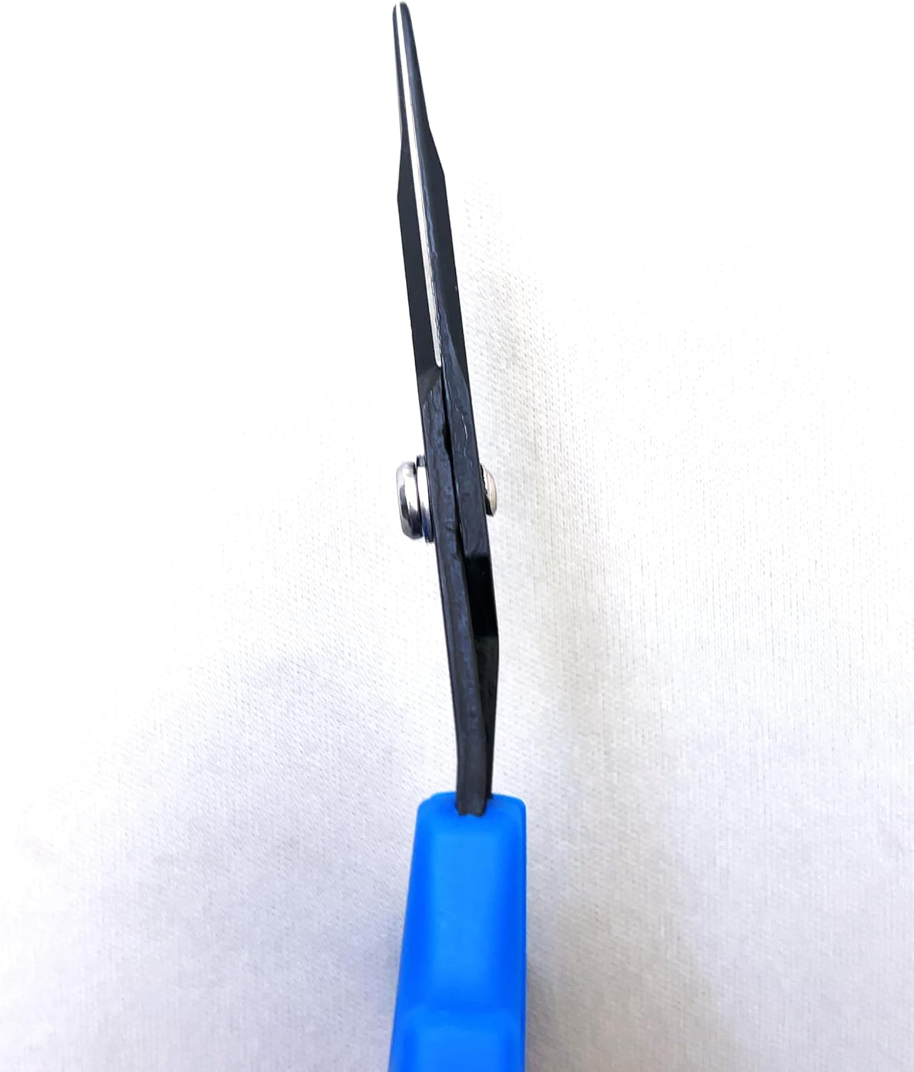 CHIKAMASA B-600SLUFB, The Precise Specialty Trimming Scissors, S/S L-Shape Blade, Fluorine Coating, for trimming plants and grapes, excellent for narrow stem-thinning inside closed and tangled spaces. - Image 3