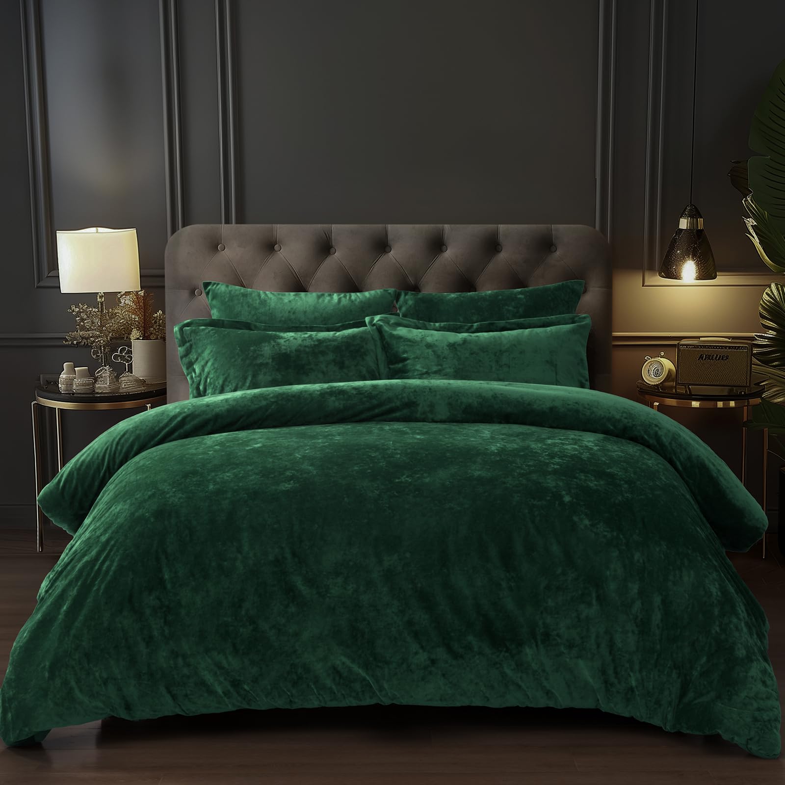 phf crushed velvet comforter set king size, 5-piece luxury winter bedding sets with 2 euro shams, heavyweight warm fluffy velvet bed spread, glam home decor, emerald green