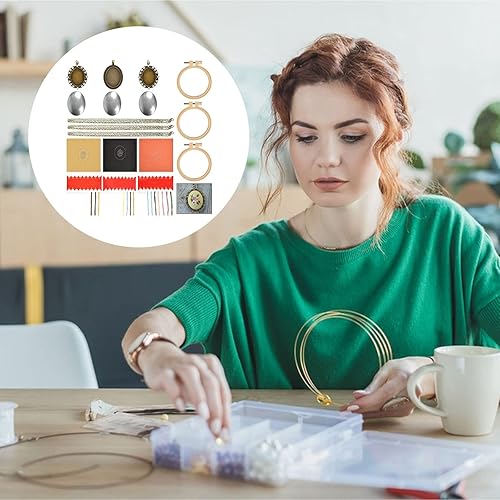 Miniatura 7 de YWNYT Juego de 10 colgantes de bordado con instrucciones (idioma español no garantizado), mini patrones de flores, collar con colgante bordado con