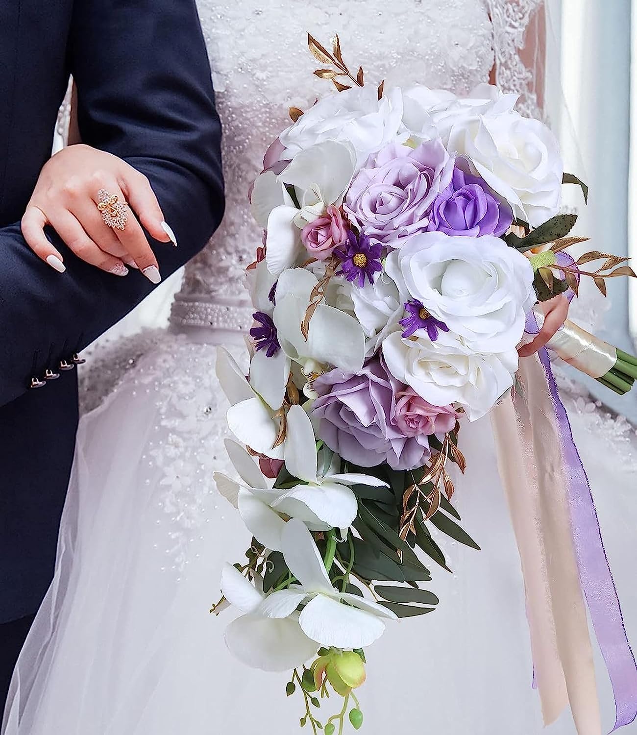 Amazon｜結婚式の花束、手に花束、 ウェディングブーケ 11インチ
