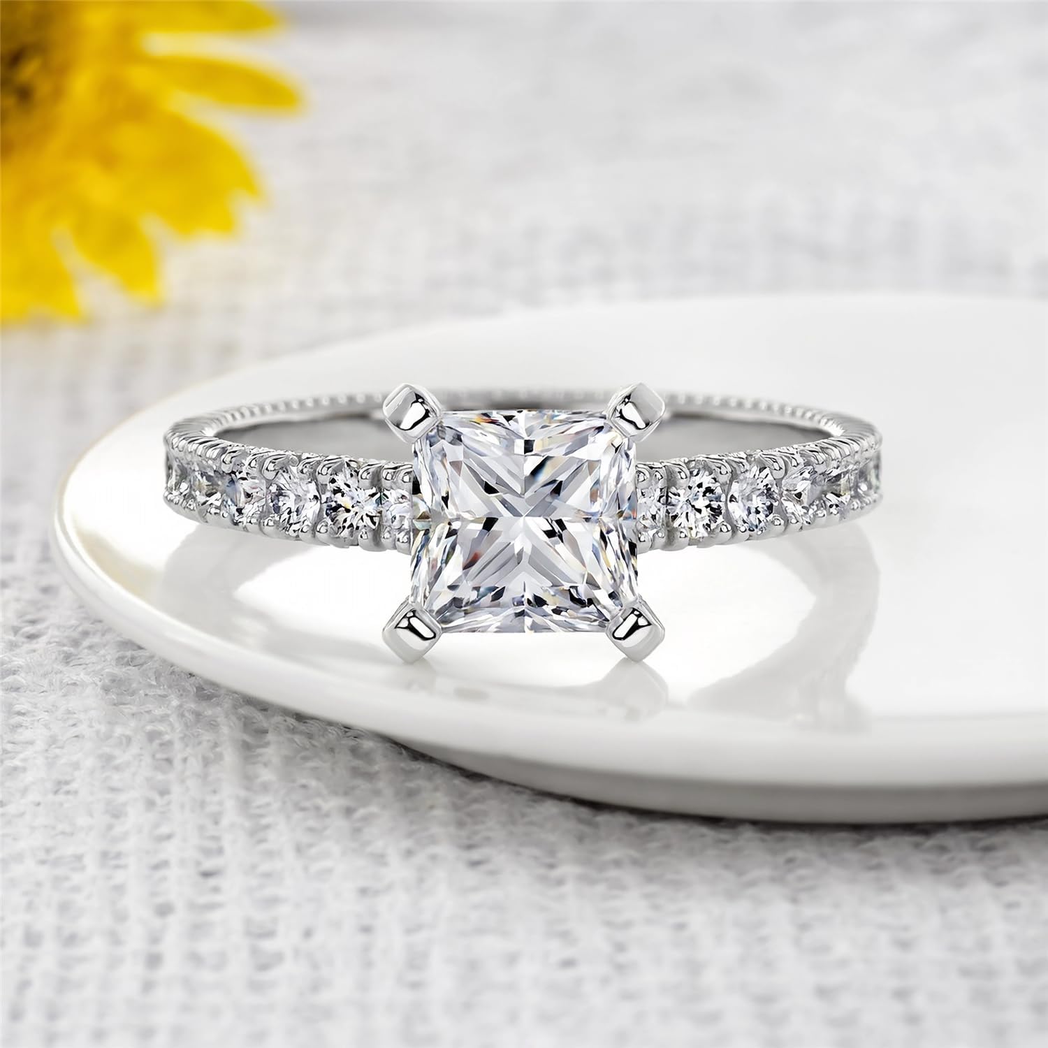 2 Carat Princess Cut Moissanite Engagement Ring for Women 925 Sterling Silver 18K Gold Plated Promise Ring Anniversary Jewelry Gift for Her(VVS1 D Color)