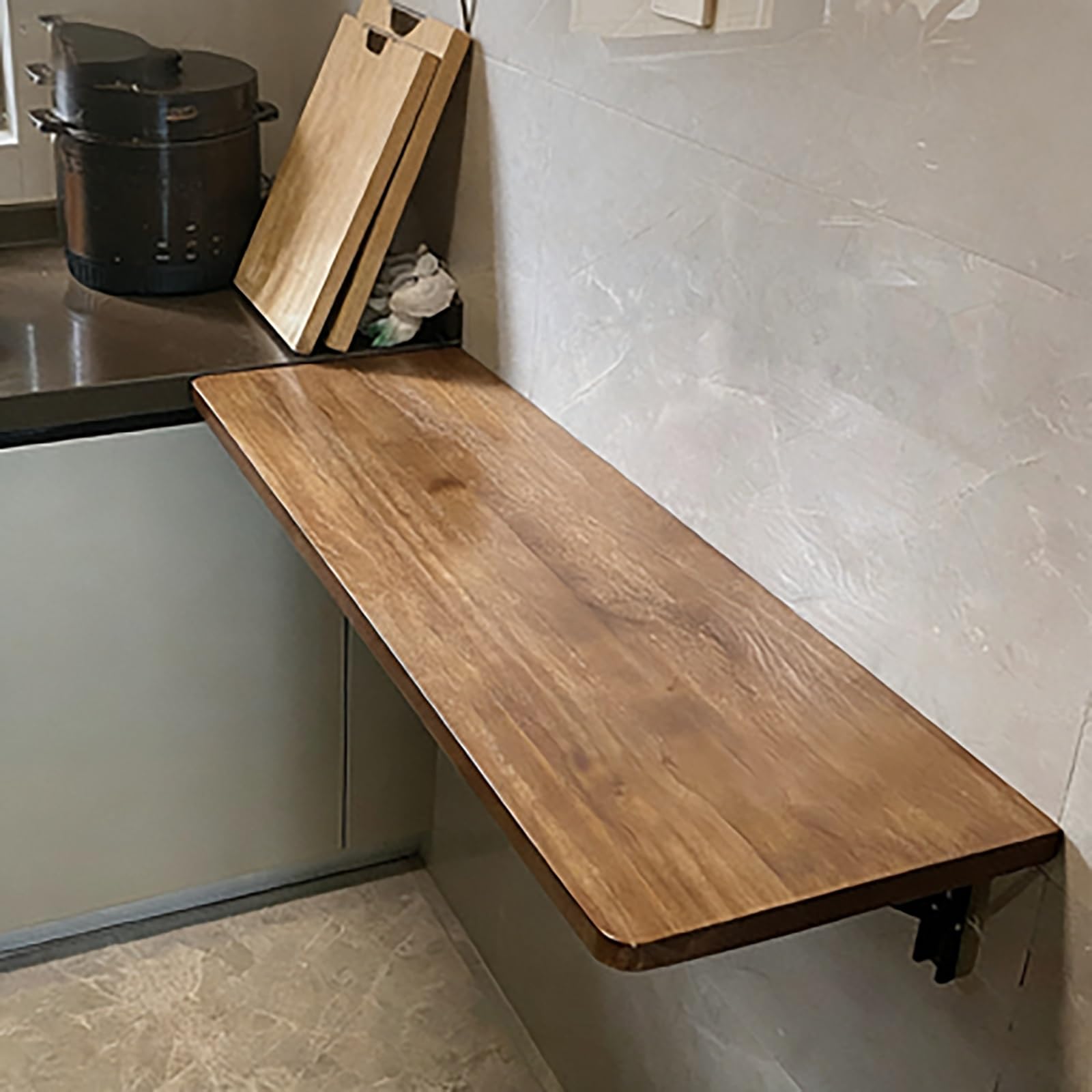 Plan de travail cuisine gain de place via ce bureau pliant