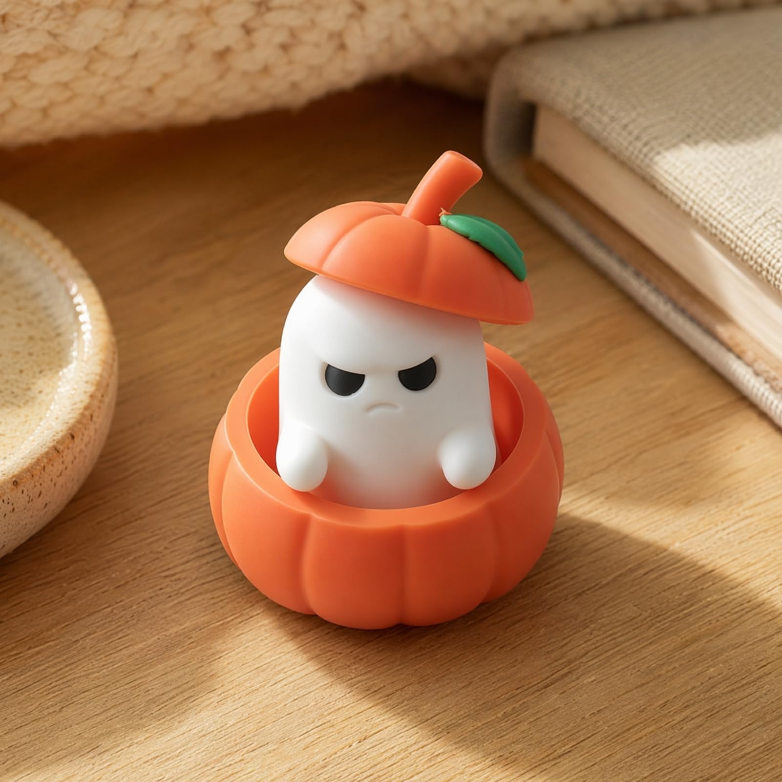Quoravel Halloween Ornament, 3D Printed Pumpkin Ghost Design Figure, Mini Desktop Decoration for Scented Candles, Spooky Home Decor Gift pumpkin