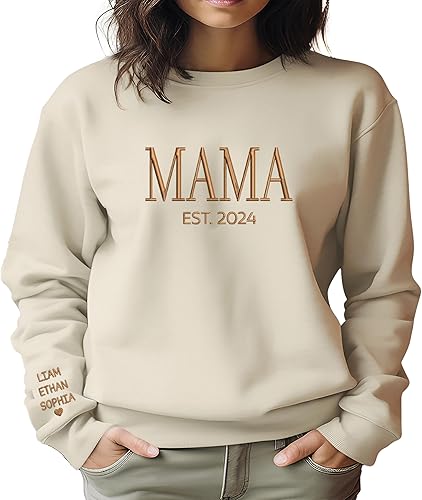 Miniatura 4 de LOVELYPOD Sudadera bordada personalizada con nombre de niños en la manga, camisa del día de la madre, regalo para la nueva mamá en Navidad