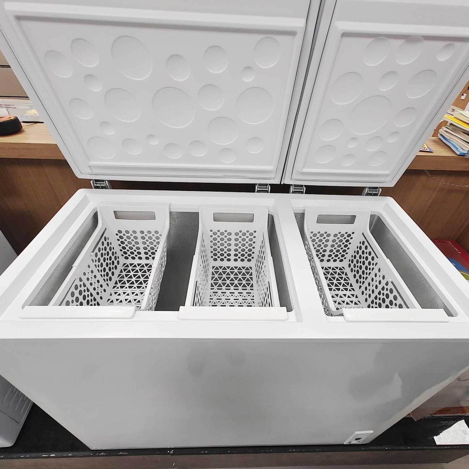 Luqeeg Chest Freezer Basket, Adjustable Deep Freezer Organizer Bins, Refrigerator Freezer Storage Baskets, Freezer Storage Bins With Handle, Freezer Rack For Kitchen, Cabinet, Pantry (L) on Fridge.com - View 3
