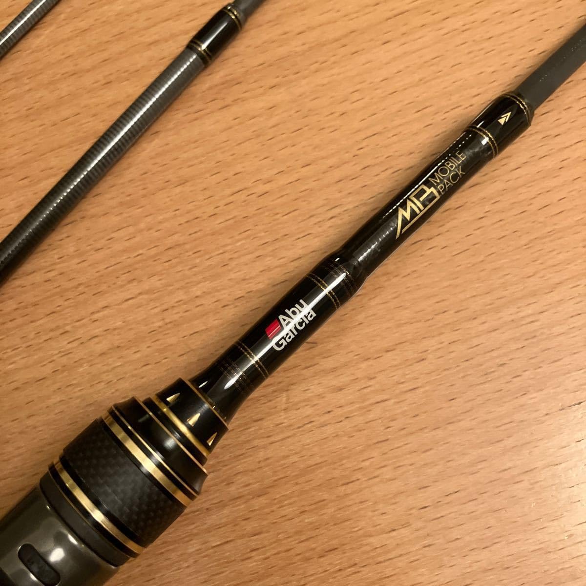 アブガルシア クロスフィールド NEWモバイルロッド XSFS-856ML-MB