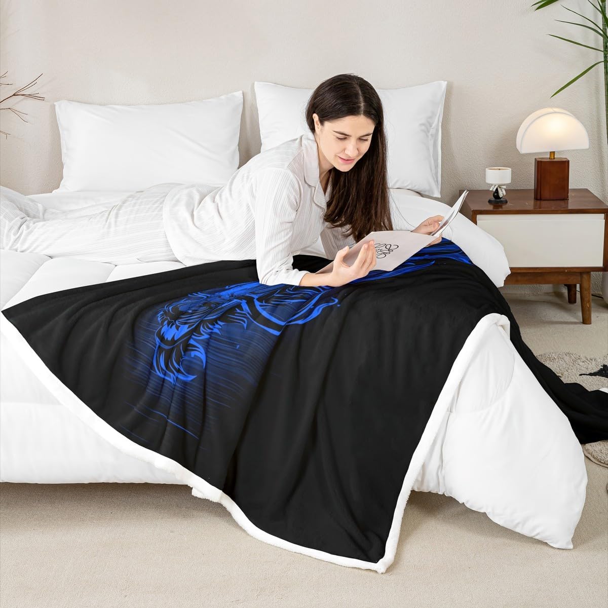 Feelyou Dragon Fleece Throw Blanket Black and Blue Sherpa Blanket for Kids Women Men Plush Fuzzy Magical Dragon Throw 50"x60" Wildlife for Bed Couch Chair Living Room Bedroom Decor