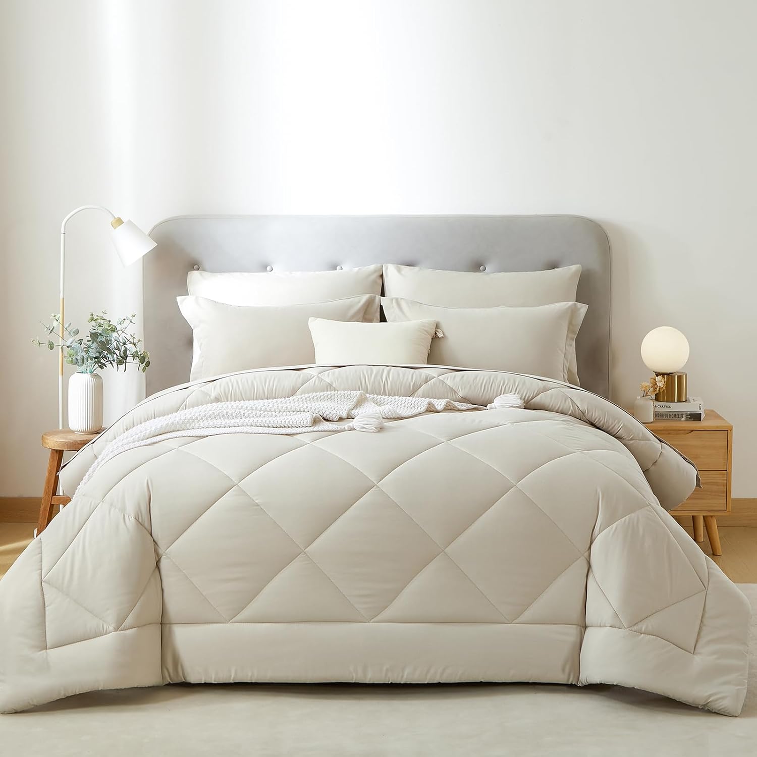 WURUIBO Comforter Set Queen Size, Ultra Soft Bedding Set, Khaki 7 Pieces Bed in a Bag, Bed Set for All Seasons, Bed in a Bag with Comforter, Flat Sheet, Fitted Sheet, Pillowcases, Pillow Shams