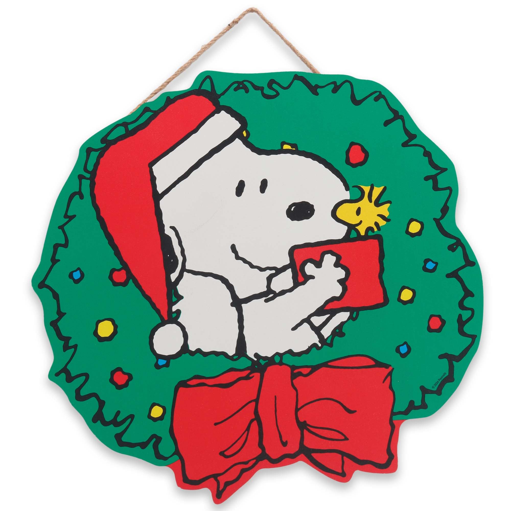 Peanuts Snoopy Christmas Wreath Hanging Wood Wall Decor - Adorable Snoopy Christmas Decoration for Home