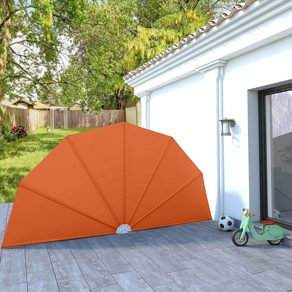 Protección solar para terrazas mediante toldo exterior lateral plegable de poliéster
