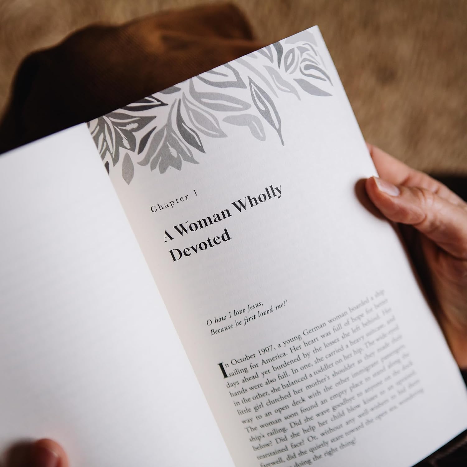 All of Me: Pursuing a Life Wholly Devoted to God (Stories and Insights for Christian Women Connected to Romans 12:1-2 - Study Guide Included)