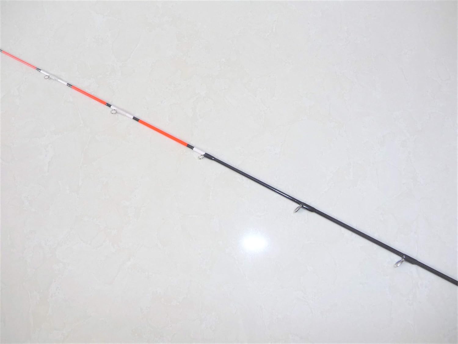 Amazon 筏カセ竿 替穂先 ハーフチタン 先径0 4mm 元径2 6mm 全長55cm ノーブランド品 チヌ竿