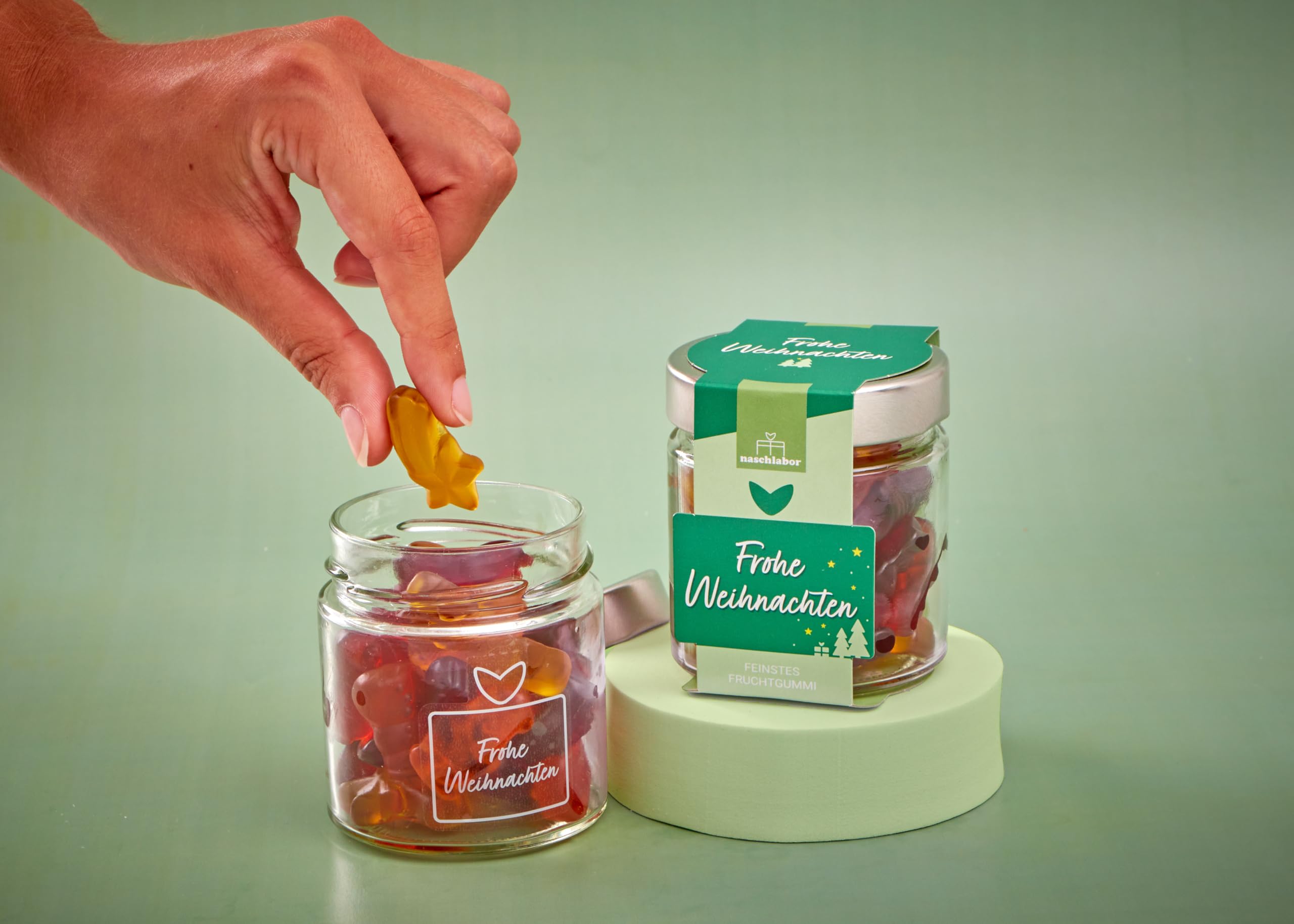 Frohe Weihnachten Fruchtgummi im Geschenkglas 120g | Süße Gummibärchen zur Weihnachtszeit | Adventskalender Geschenk | Fruchtgummi Geschenk für die ganze Familie