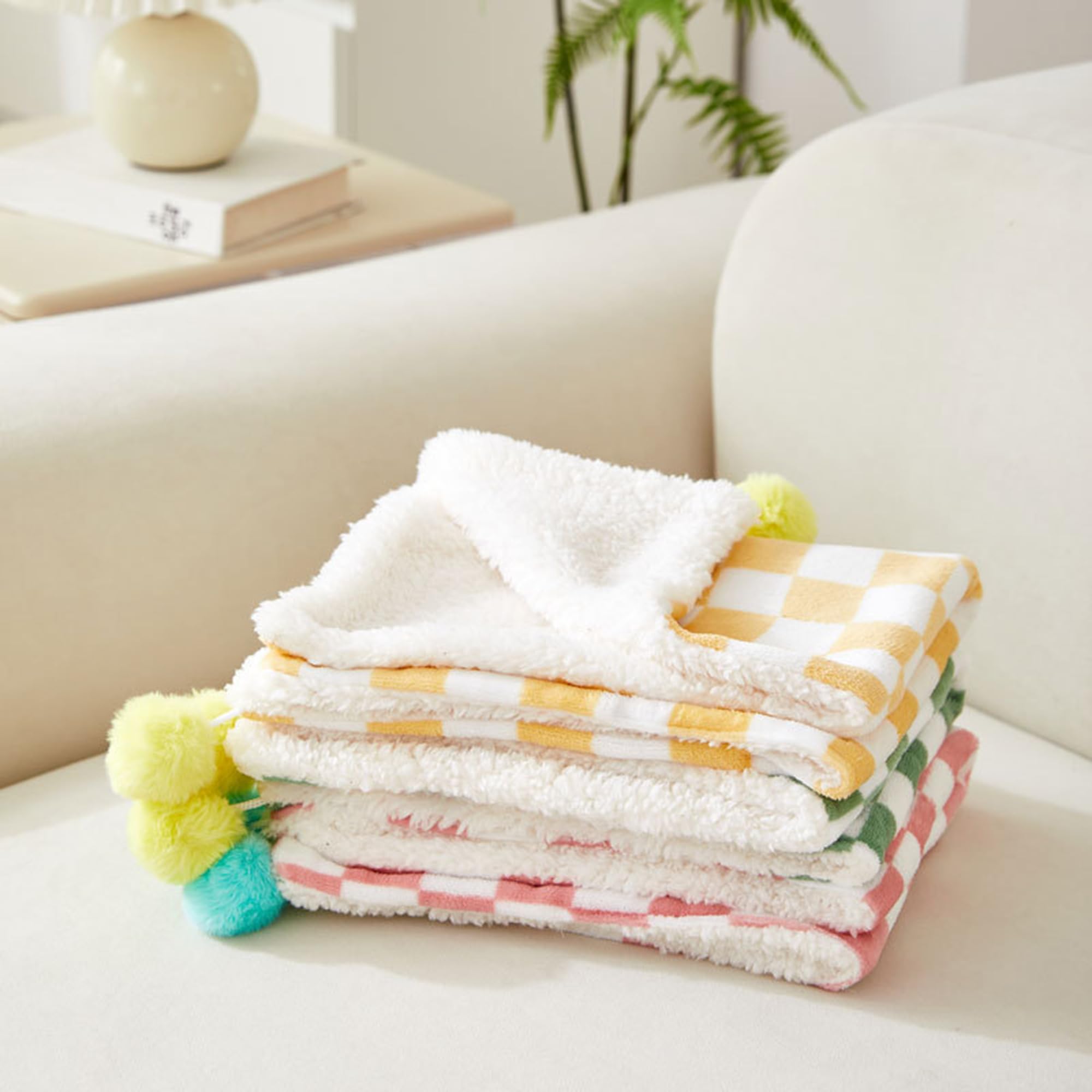 Mantas para perros, cojines para mascotas, protección suave para sofá y cama, manta calmante para gatos, manta protectora de muebles, lavable a máquina, antiarañazos (amarillo, 4 piezas, 100 x