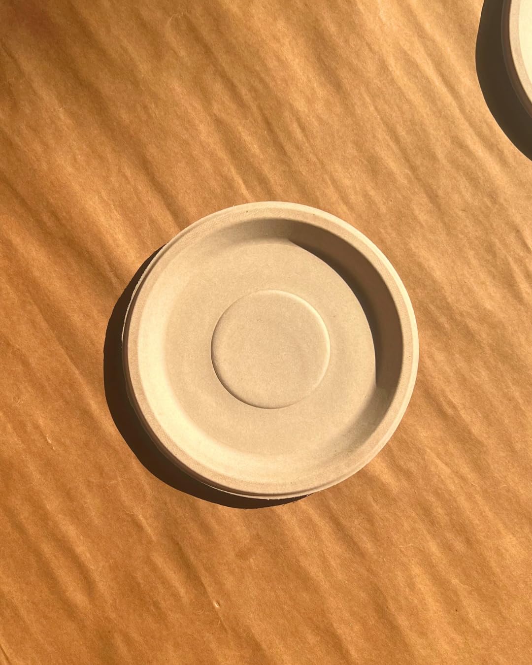 qudrat Disposable Plates (7Inch, 50 Pack) Natural Bagasse Round, Biodegradable Plates (Beige)