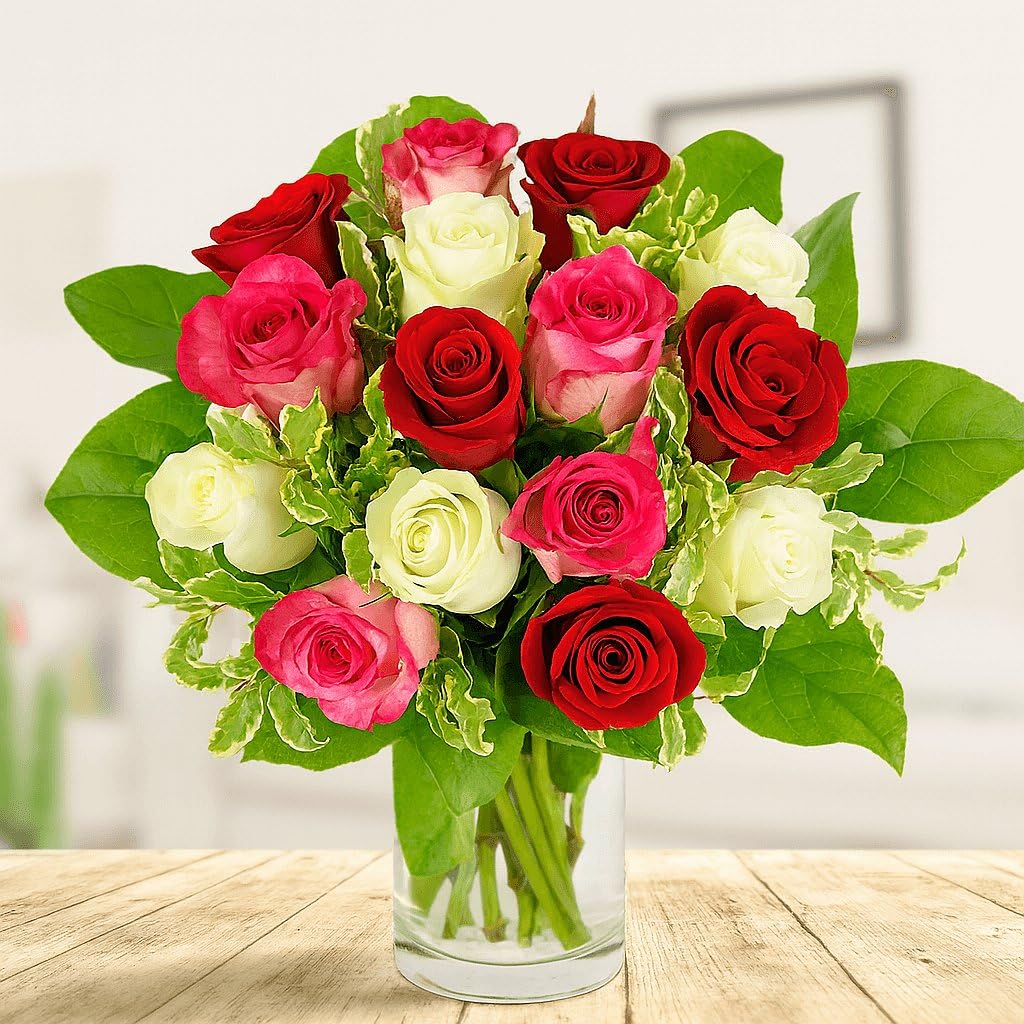 Blumenstrauß mit 12 Rosen - Rot, Weiß und Rosa | Bunter Strauß, Inklusive Grußkarte