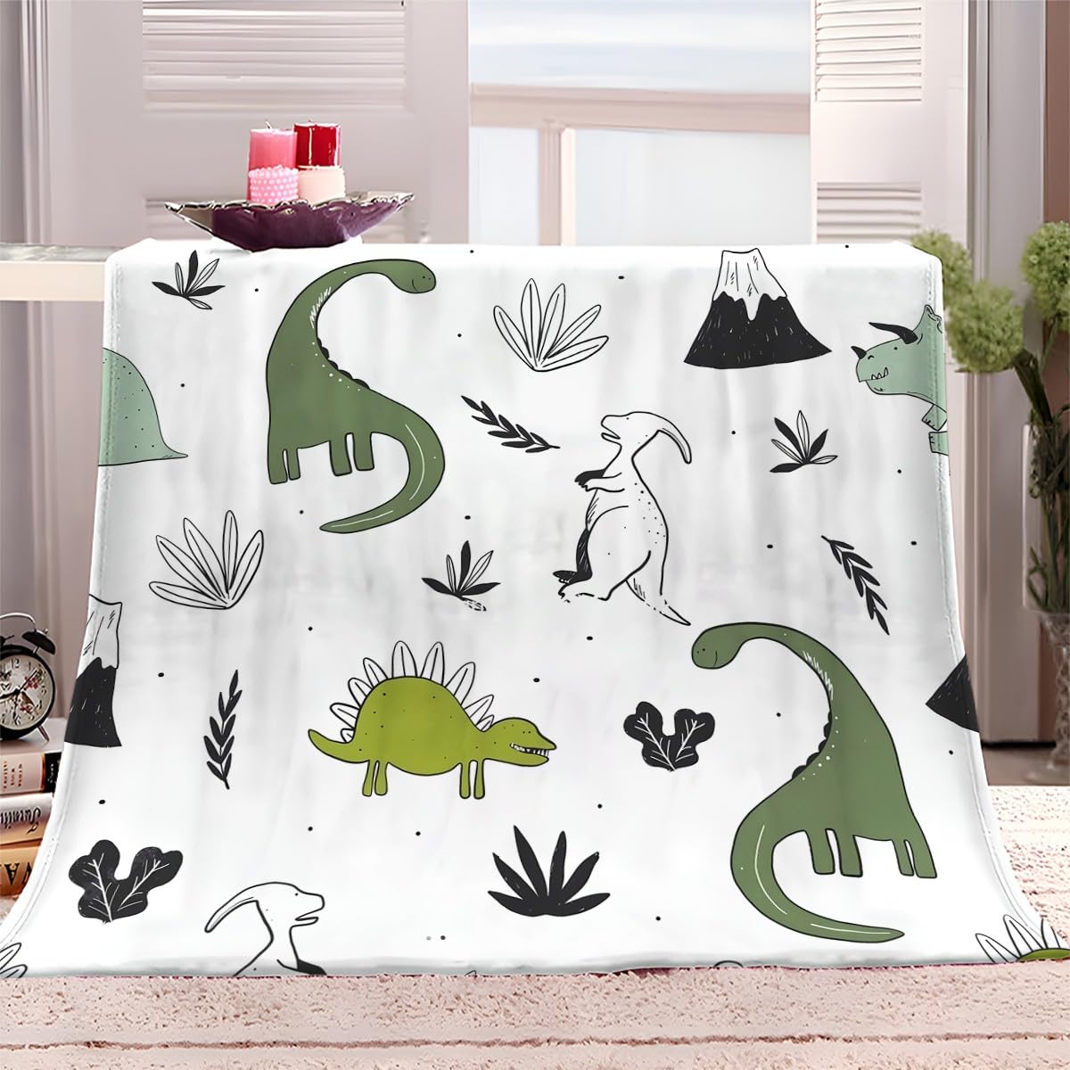 Couverture polaire moelleuse dinosaure pour éliminer la fraîcheur du soir