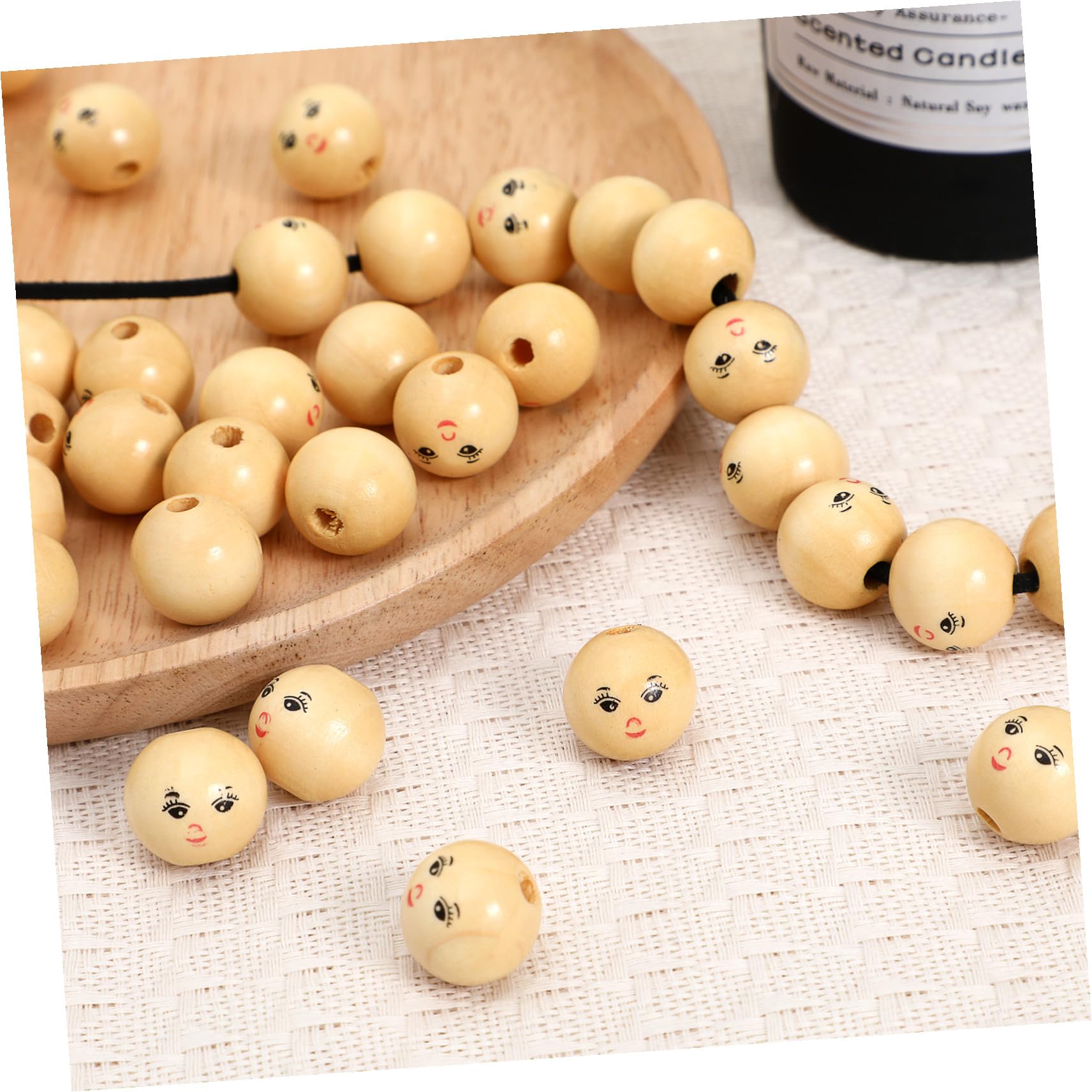 50 piezas Cuentas Redondas Madera Natural Caras Sonrientes con Agujero para Pulseras Collares Manualidades DIY