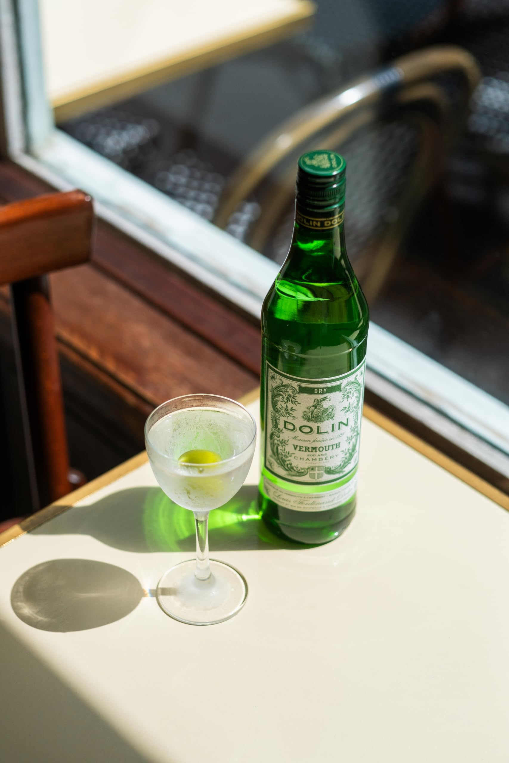 Dolin I Vermouth de Chambéry Dry I 750 ml Flasche I 17,50% Volume | Wermut aus Frankreich